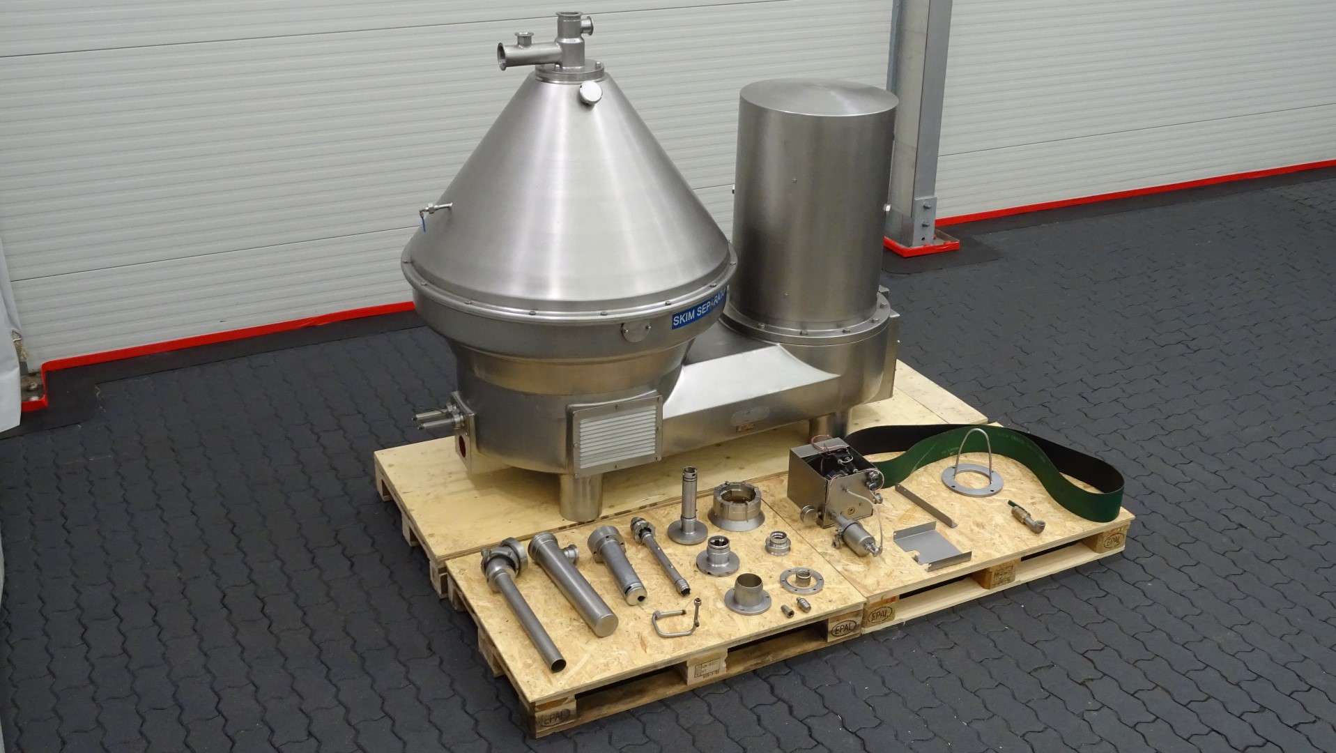 Used Incomplete Cream Separator GEA Westfalia MSD 300-01-777 (without bowl)