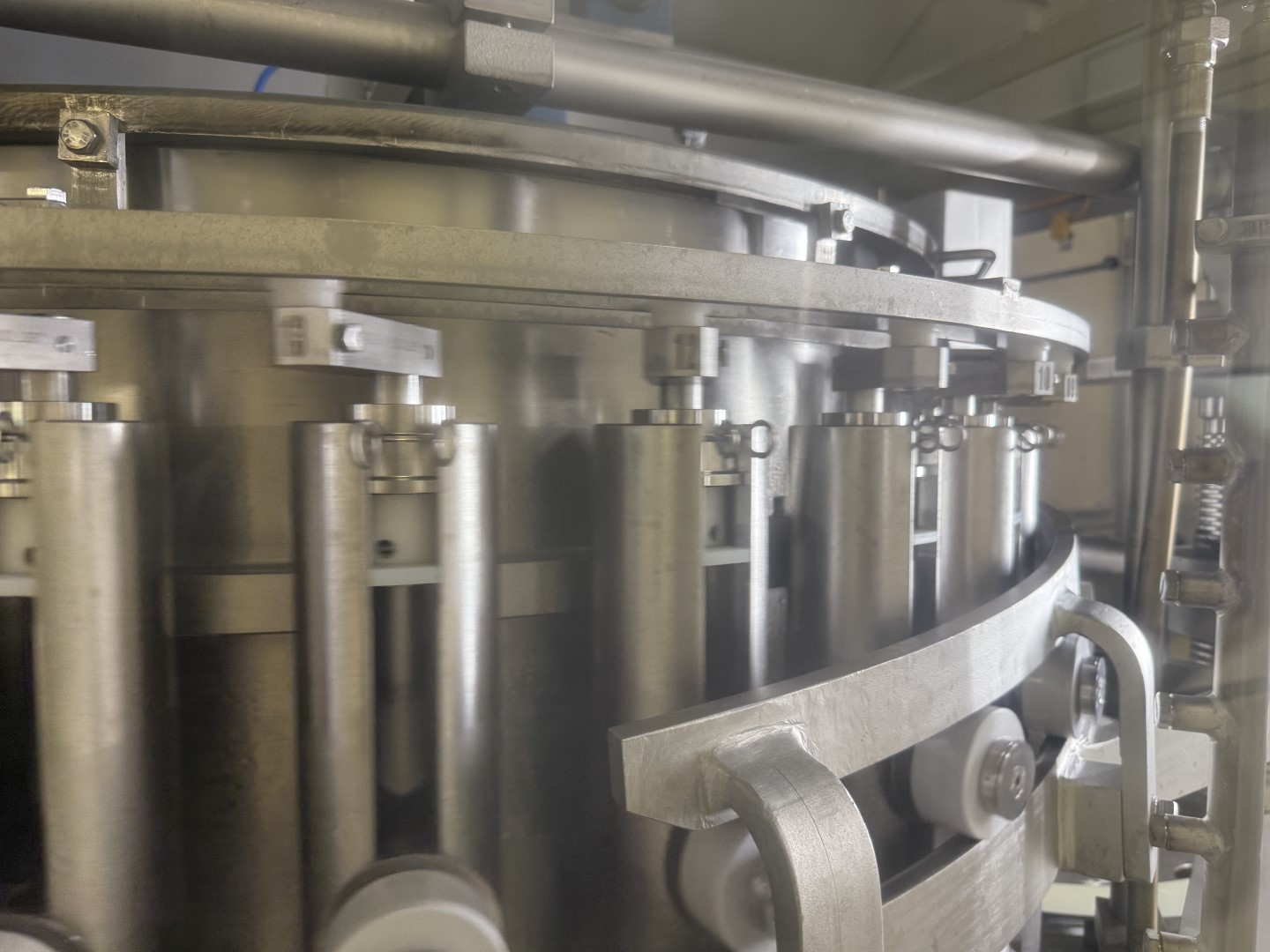 Used Complete can filling and closing line for liquids (nutrition) in 250 gram aluminium cans