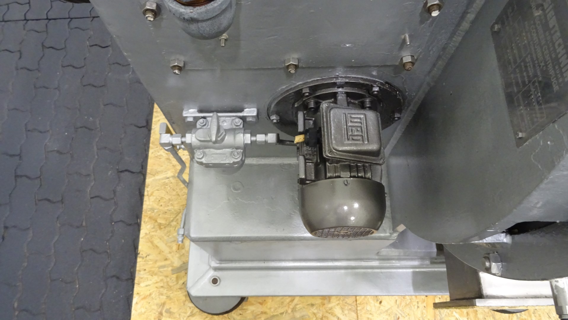 Used Worm Screen Centrifuge - Siebtechnik / Tema Conturbex H-700