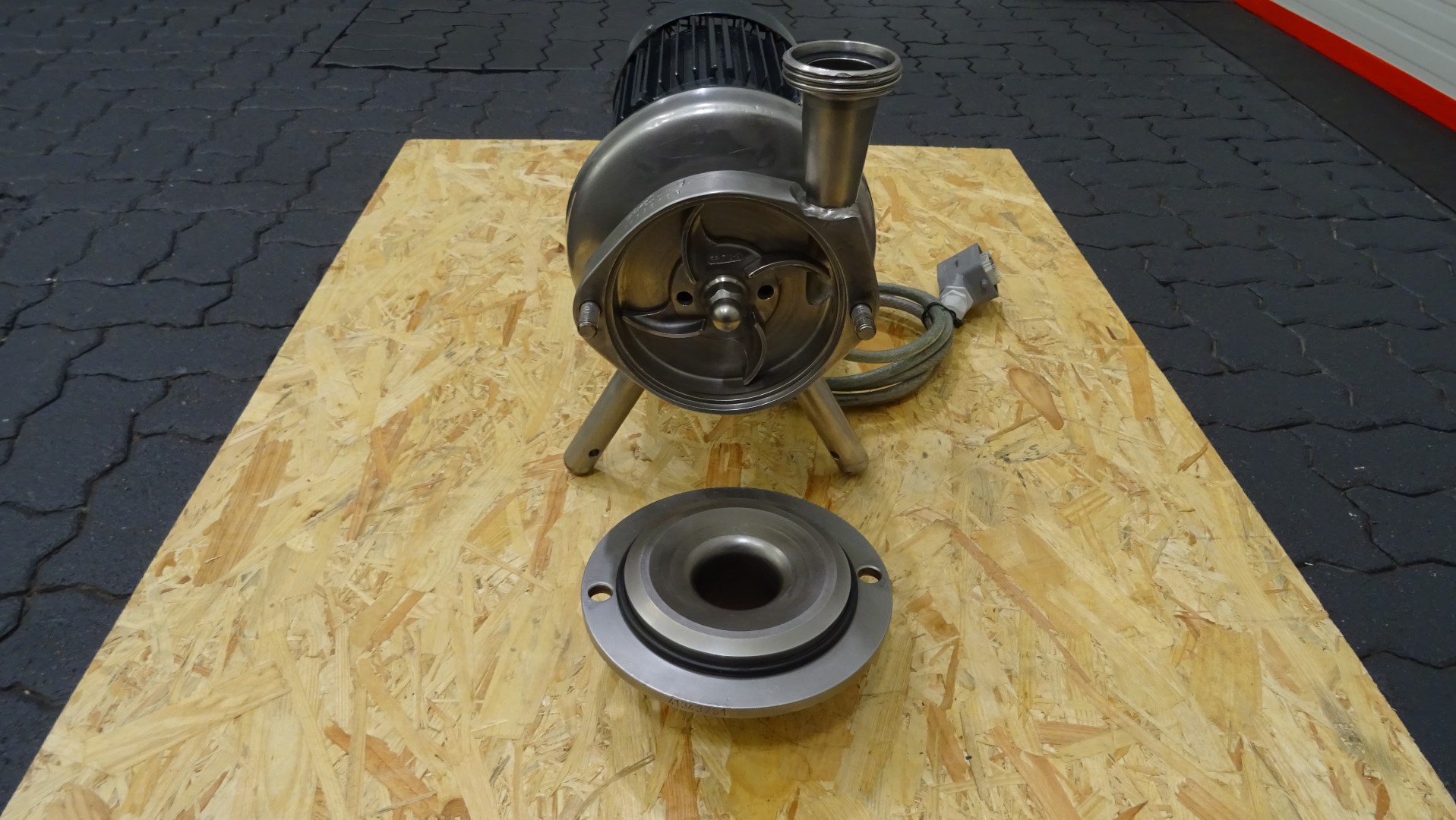Used Pasteuriser / Plate Heat Exchanger / PHE - Tetra Pak / Alfa Laval C6-SR