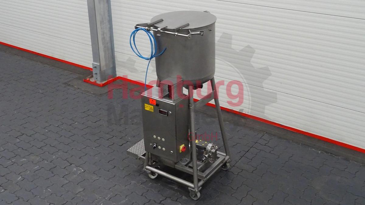 Used Rotary positive displacement pump / Lobe pump - Waukesha 015