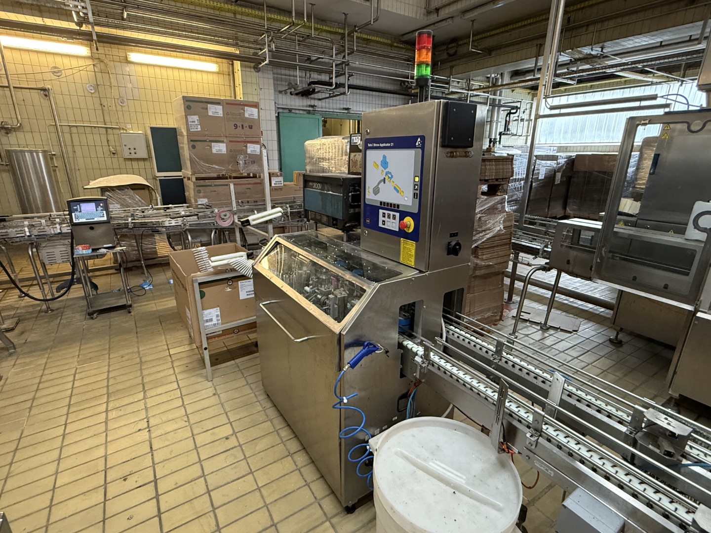 Used Aseptic Carton Filling Line: Tetra Pak TBA/19 - 30 V - 200 ml Slim + Easy Ride + TSA 21 + CBP 70