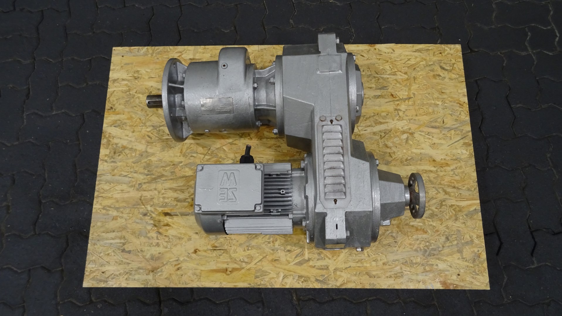 Used Luwa SMS GmbH LN-0200 - Vertical Thin Film Evaporator