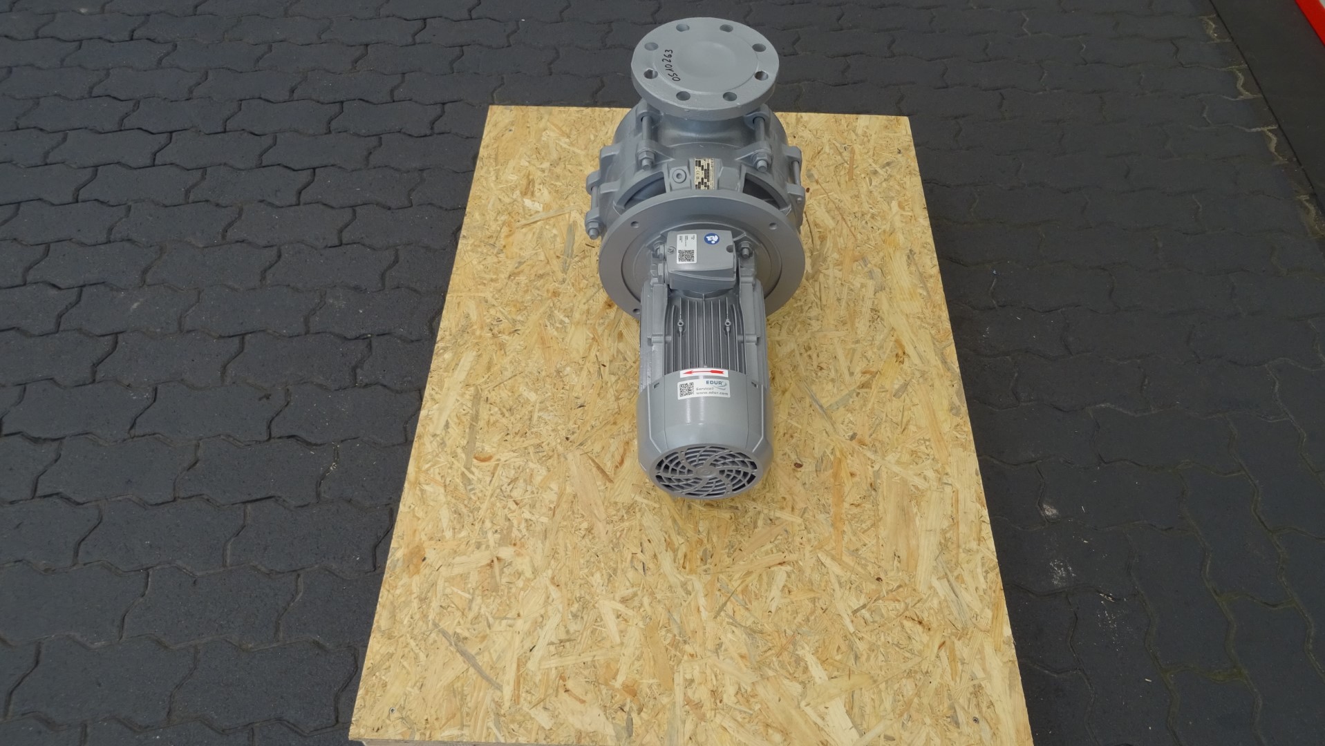 Used Single-stage centrifugal pump in block design Edur NNUBXS 80-160 G170V