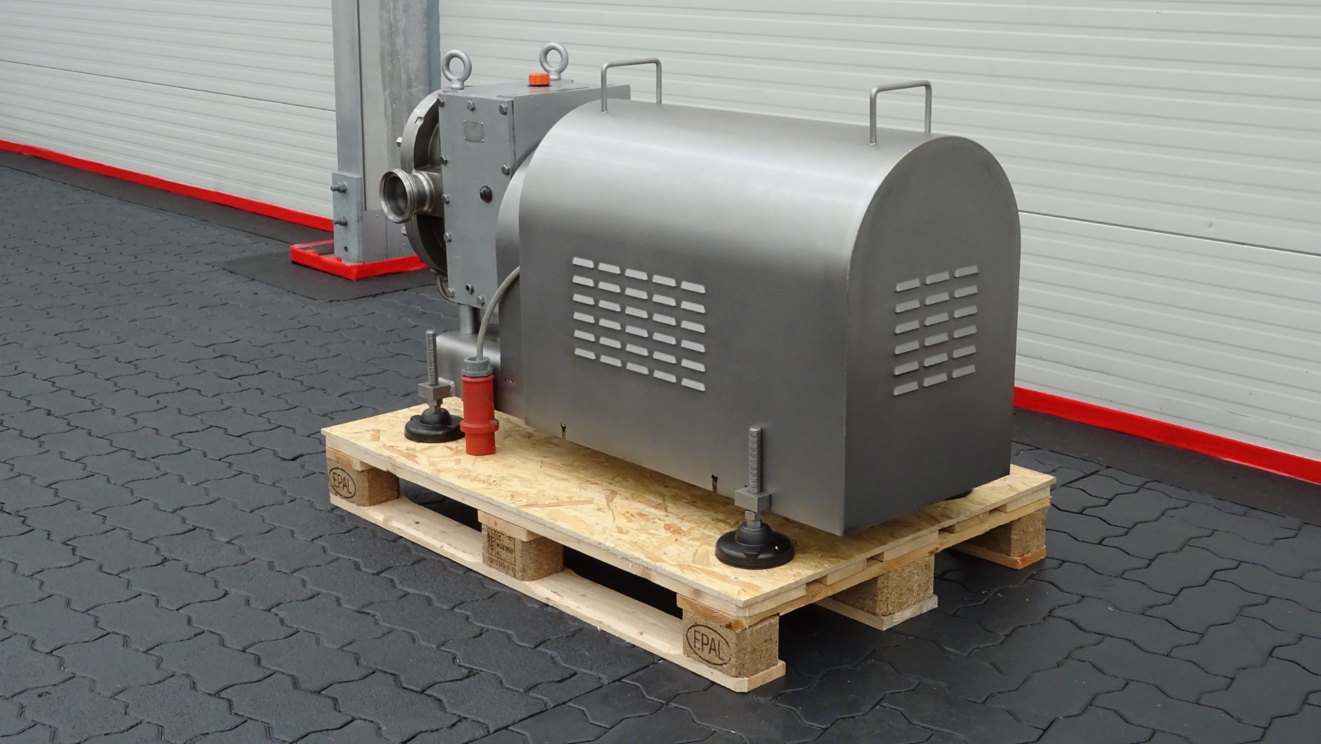Used Rotary positive displacement pump / Lobe pump - Fristam FKL 150