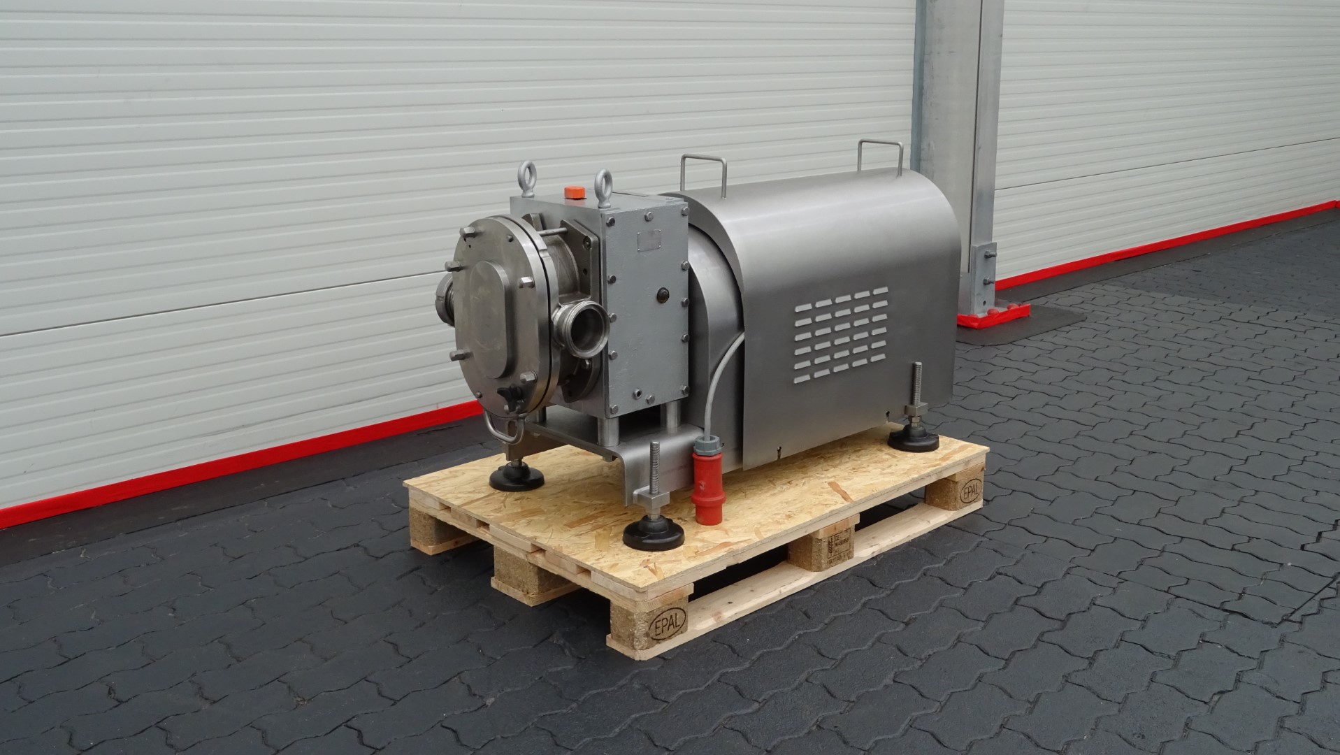Used Rotary positive displacement pump / Lobe pump - Fristam FKL 150