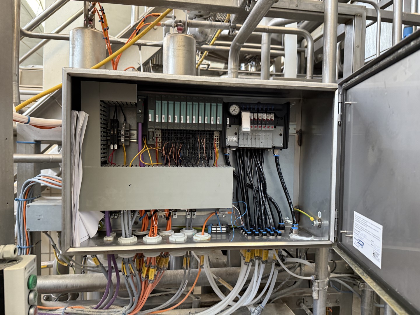 Used Continuous Butter Line with CBM, Silo and Bulk packer - GEA Westfalia BUD 6000 + Rothenburg + APV FMG