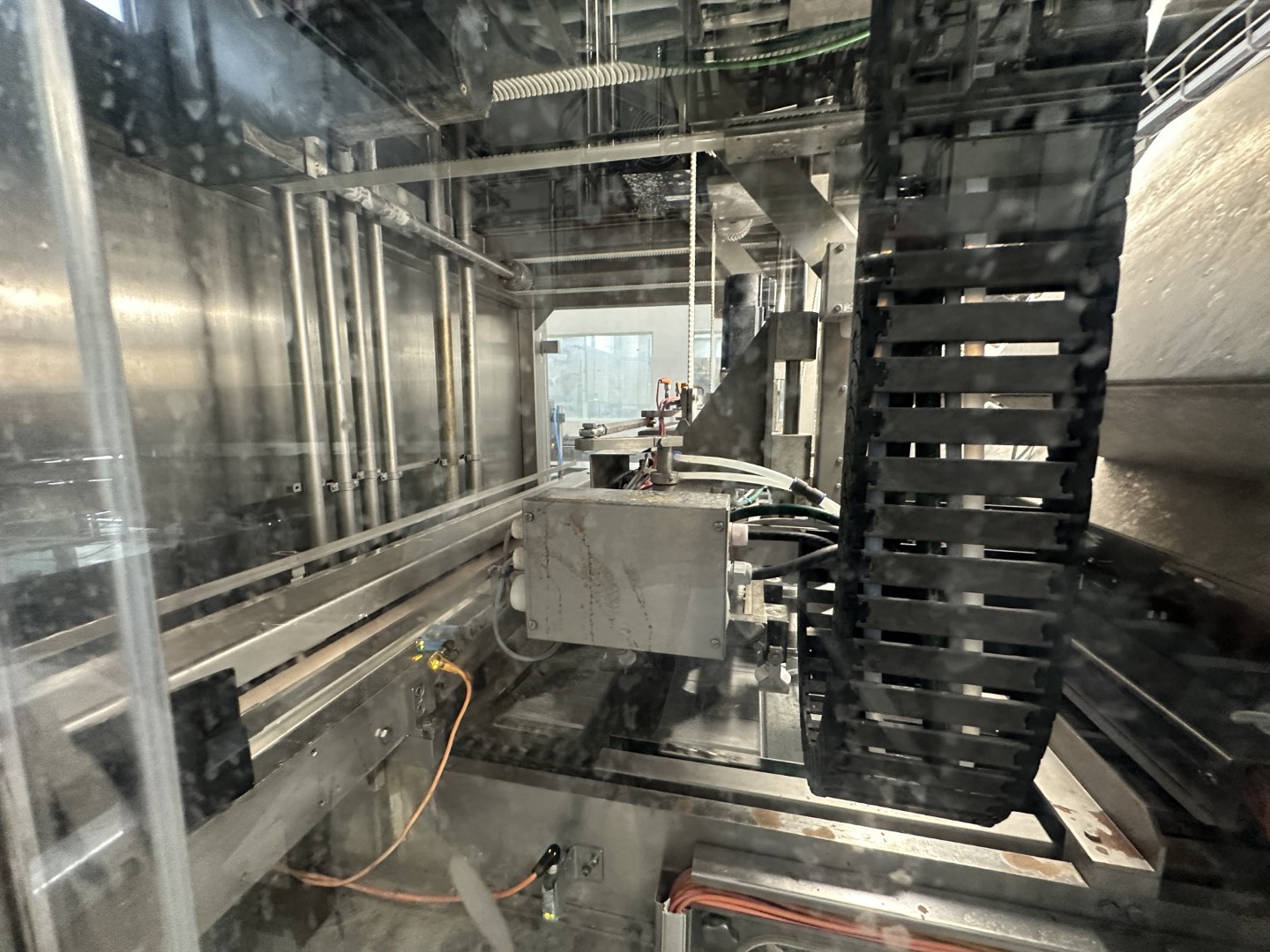 Used Aseptic PET Bottle filling machine - SIG Asbofill 710