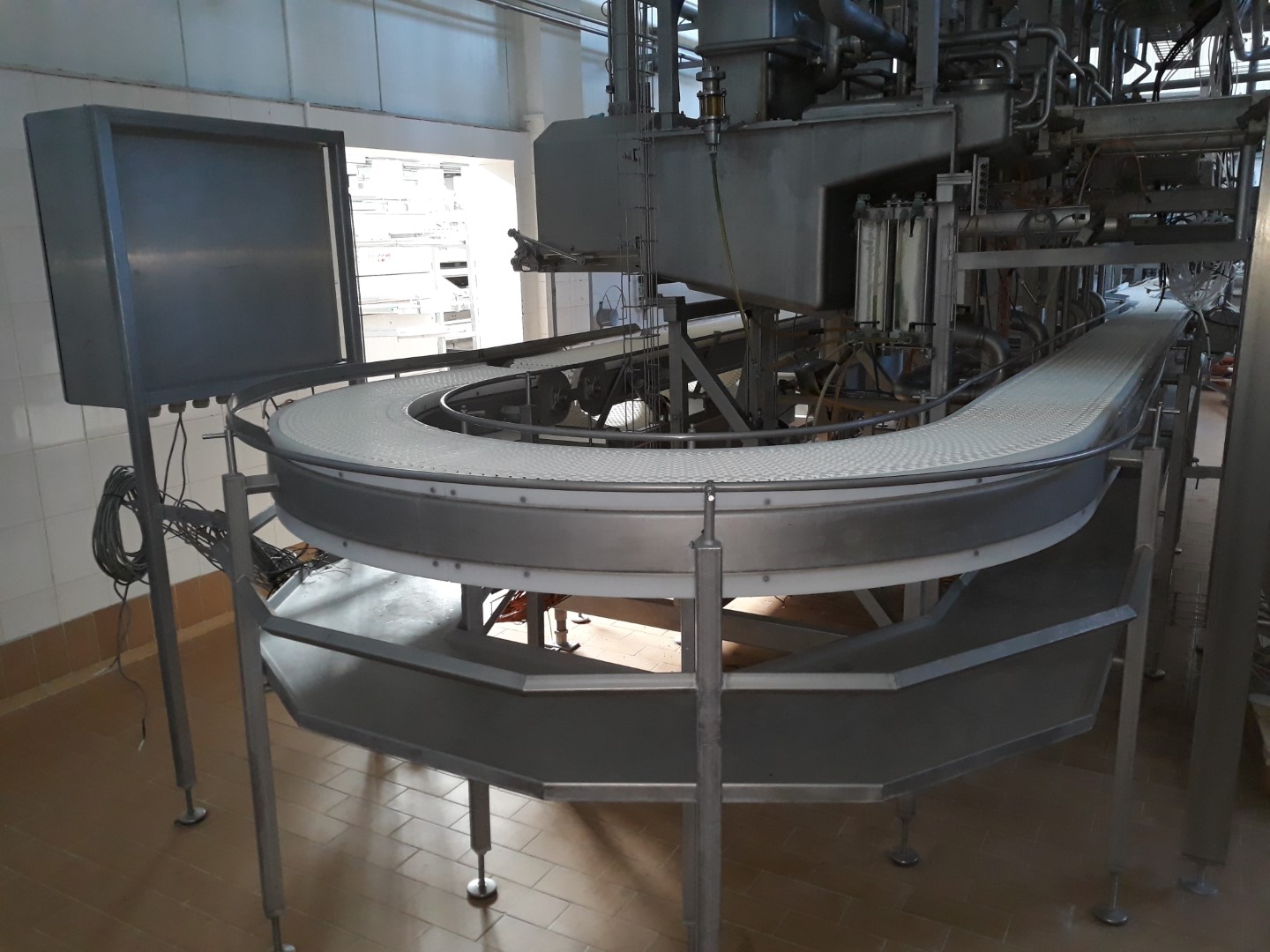 Used Gouda Euroblock Cheese Plant for 100.000 liter of milk per day - 10.000 kg of Gouda cheese per day