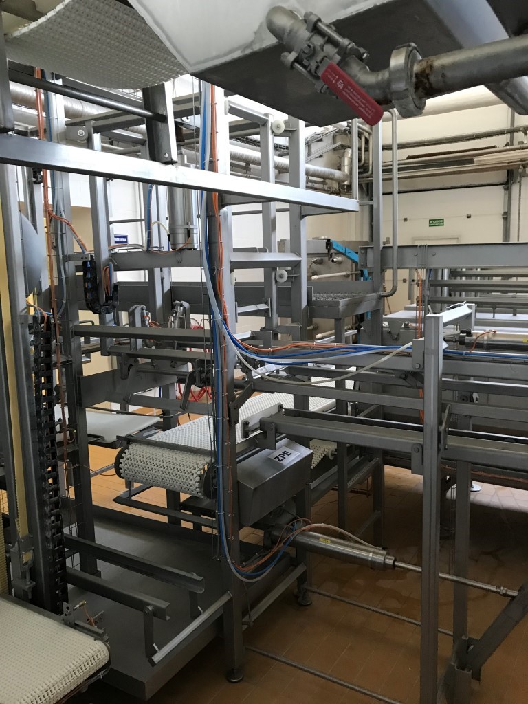 Used Gouda Euroblock Cheese Plant for 100.000 liter of milk per day - 10.000 kg of Gouda cheese per day