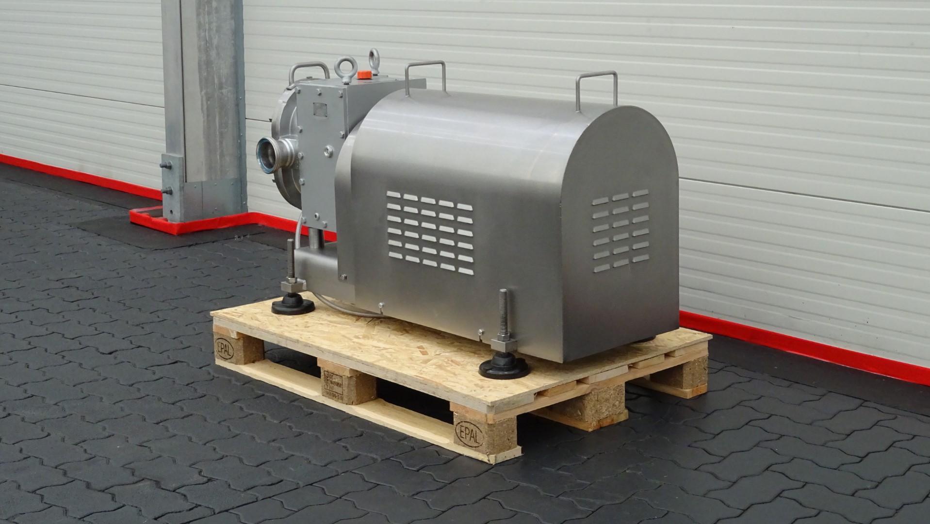 Used Rotary positive displacement pump / Lobe pump - Fristam FKL 150
