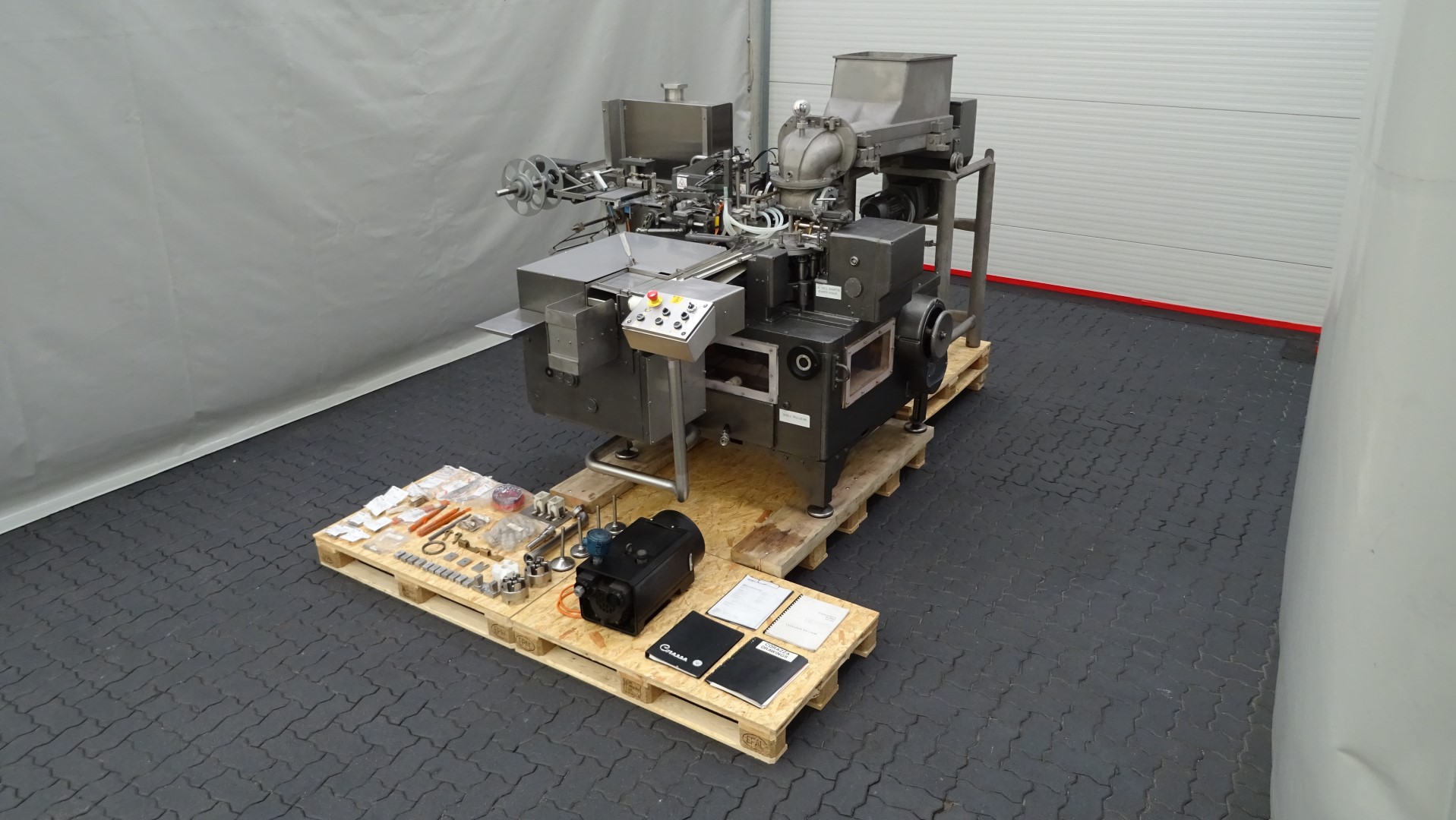 Used Filling and wrapping machine for miniportions of butter Corazza FB230