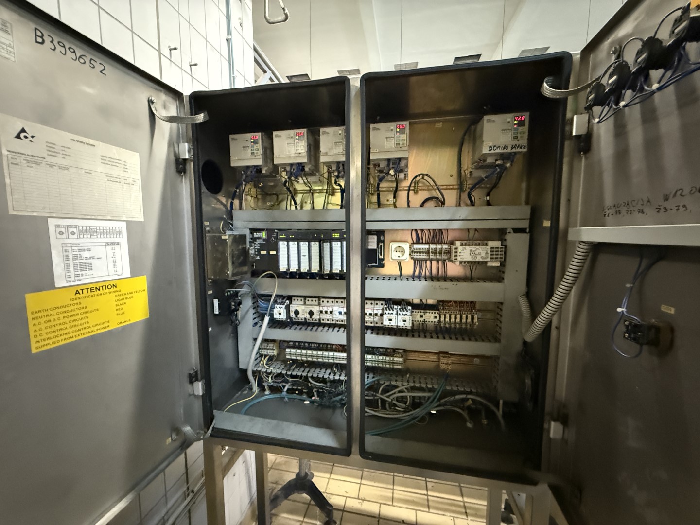 Used Aseptic Carton Filling Line: Tetra Pak TBA/19 - 30 V - 200 ml Slim + Easy Ride + TSA 21 + CBP 70