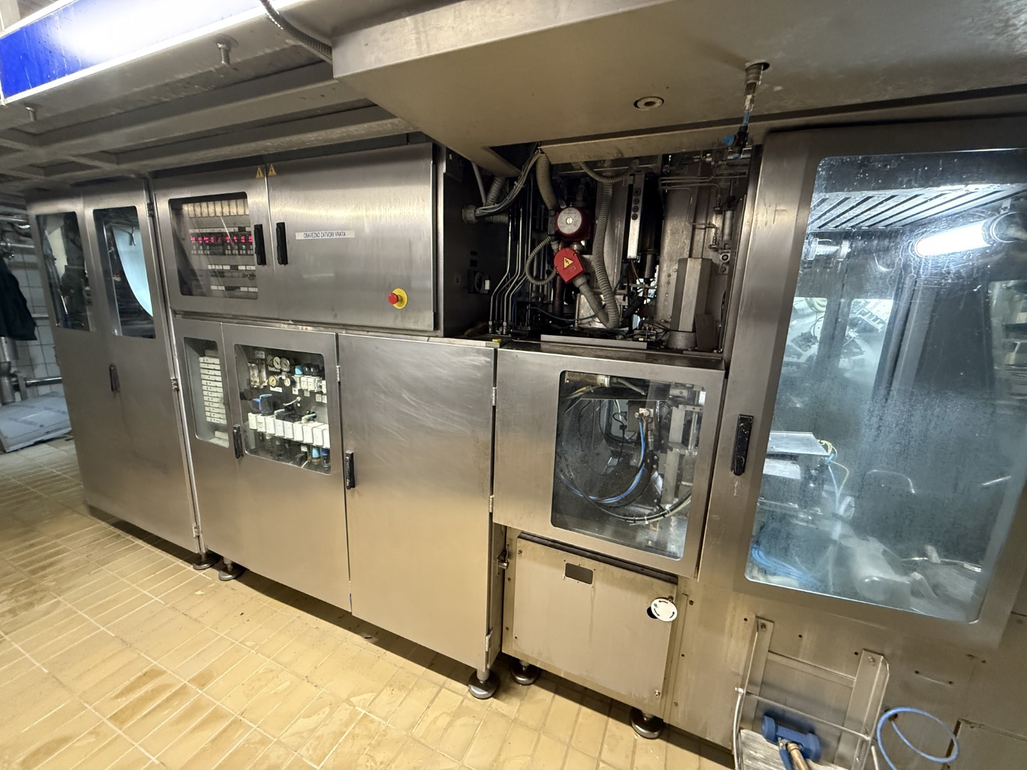 Used Aseptic Carton Filling Line: Tetra Pak TBA/19 - 30 V - 200 ml Slim + Easy Ride + TSA 21 + CBP 70