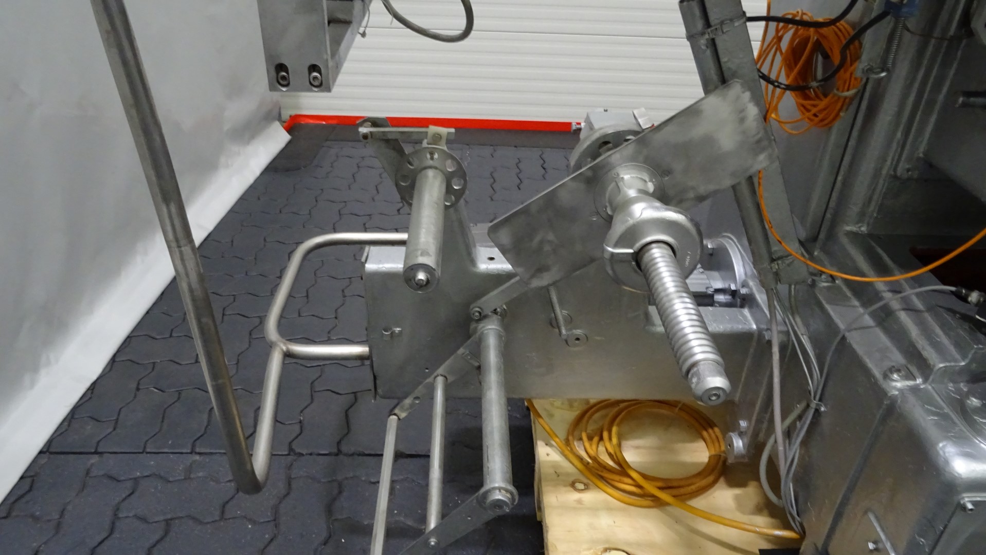 Used Filling and wrapping machine for butter SIG F100