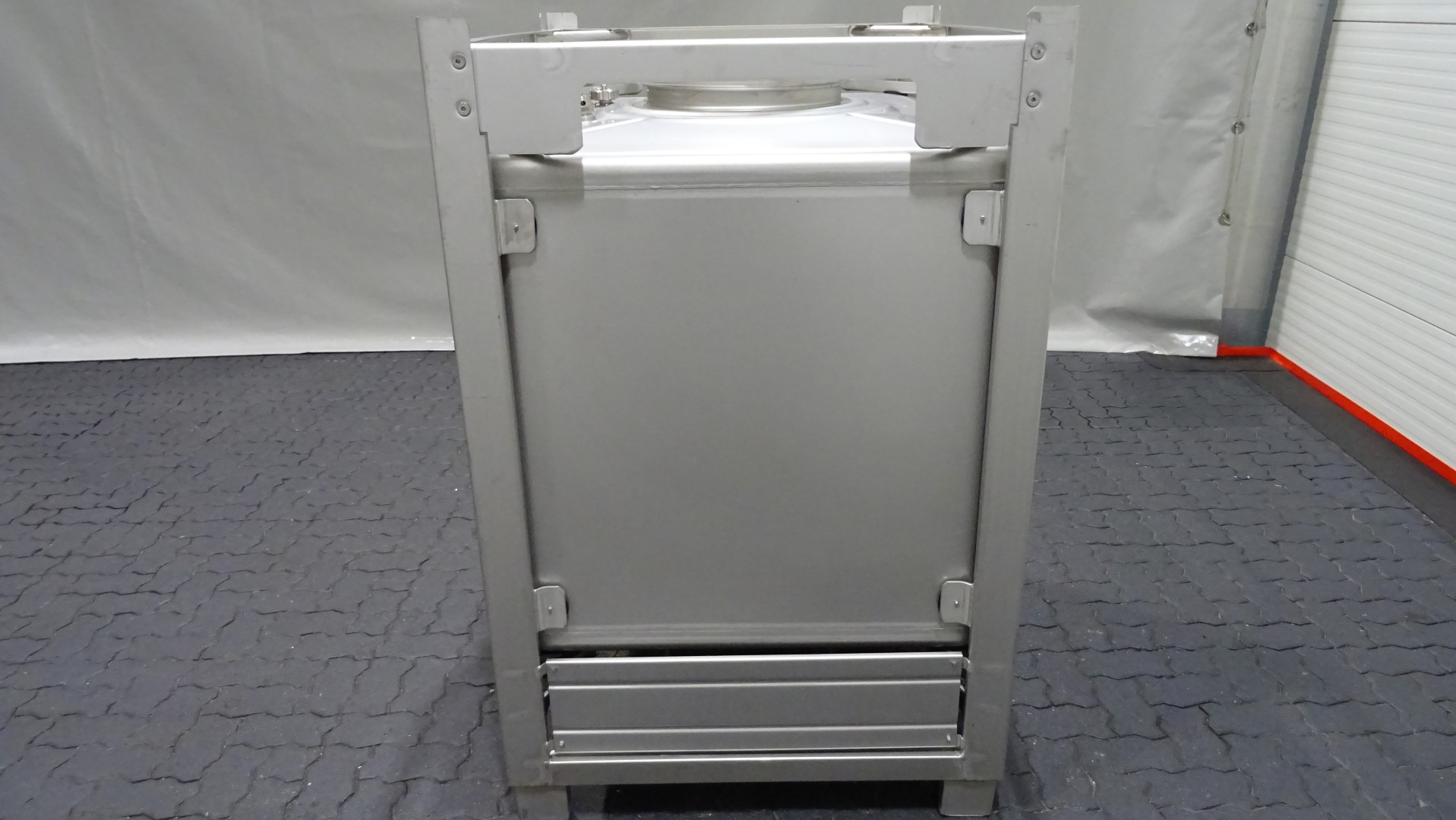 Used 2x Unused IBC Containers of 1.000 liter - Schäfer BTA 1000L