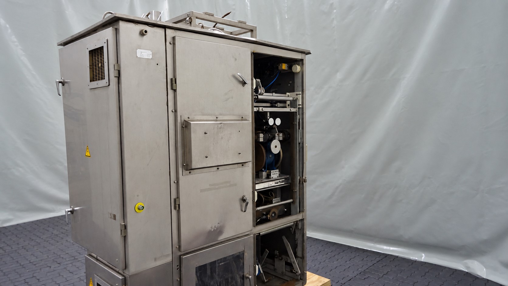 Used Incomplete Automatic Double Head Vertical Form / Fill / Seal Machine (Vertical FFS) - Thimonnier M 3200