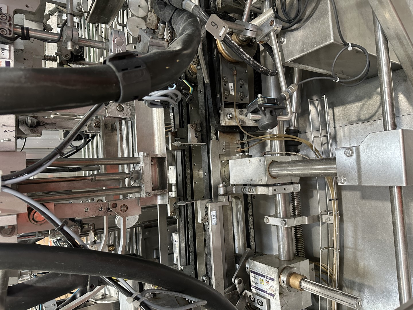 Used Aseptic Carton Filling Line: Shikoku S-PS80HA + 3x Elopak PLA-S30 Applicator + Oystar A+F Packer