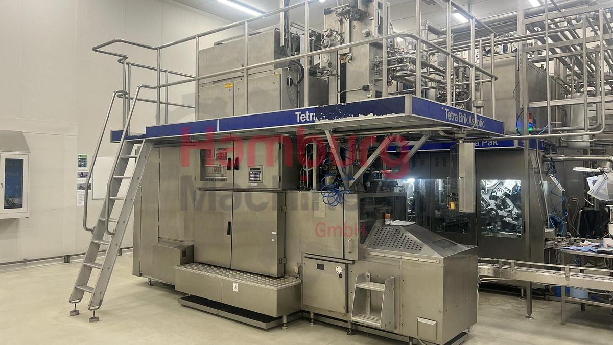 Used Aseptic carton filler Tetra Pak TBA/19 - 10 V - 200 ml Slim