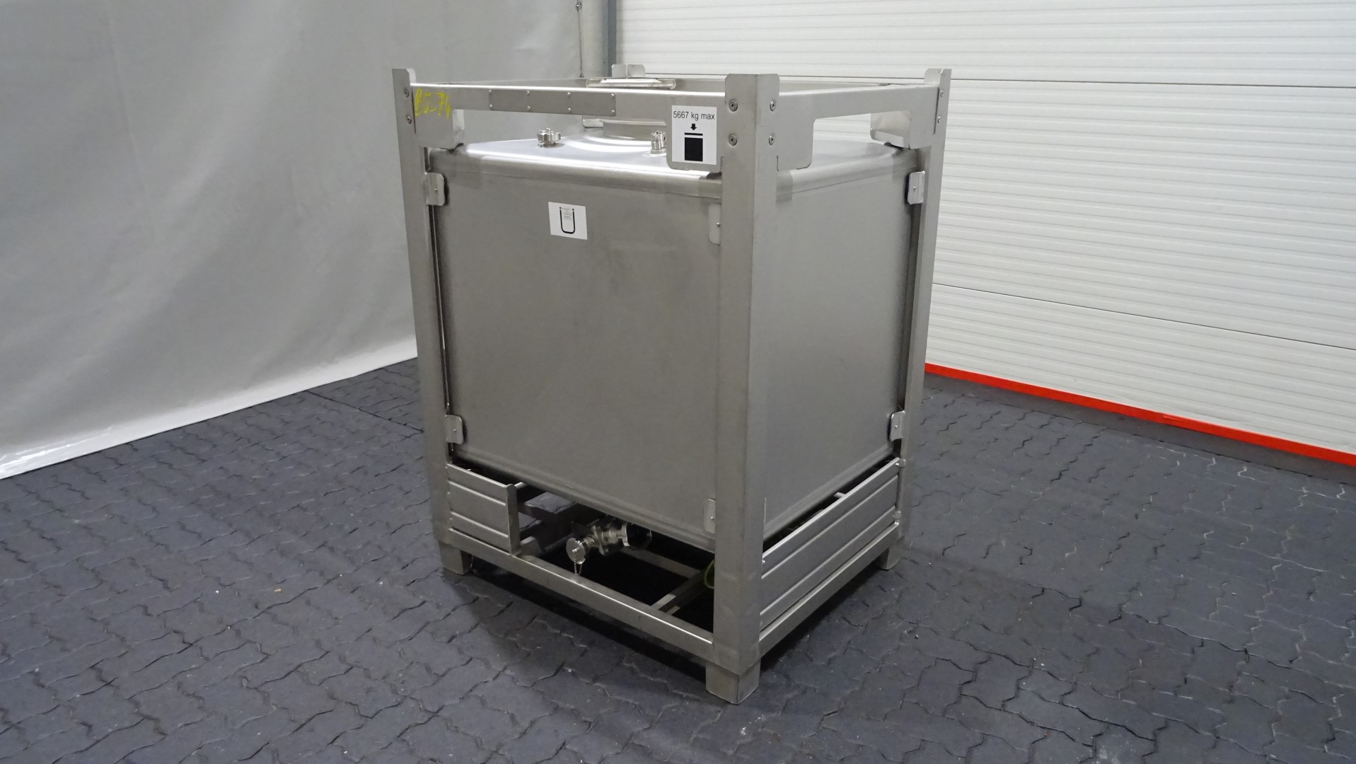 Used 2x Unused IBC Containers of 1.000 liter - Schäfer BTA 1000L