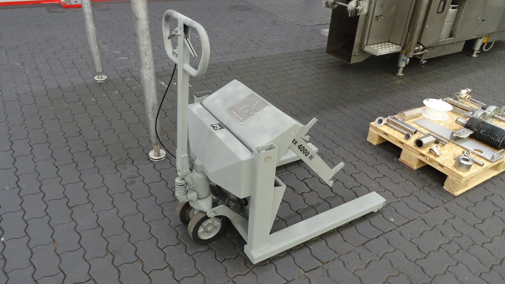 Used Aseptic Carton Filler - Tetra Pak TBA/8 - 100 V - 1.000 ml Slim