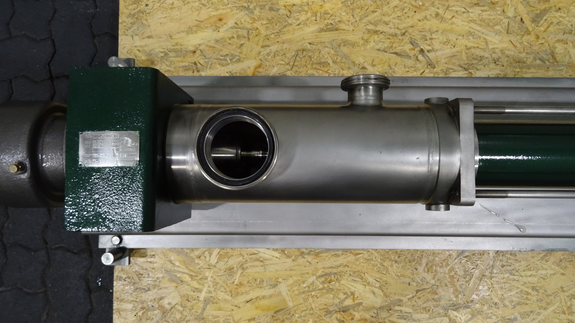 Used Progressing Cavity Pump / Mono Pump / Screw pump - Netzsch NM045BY02S12B