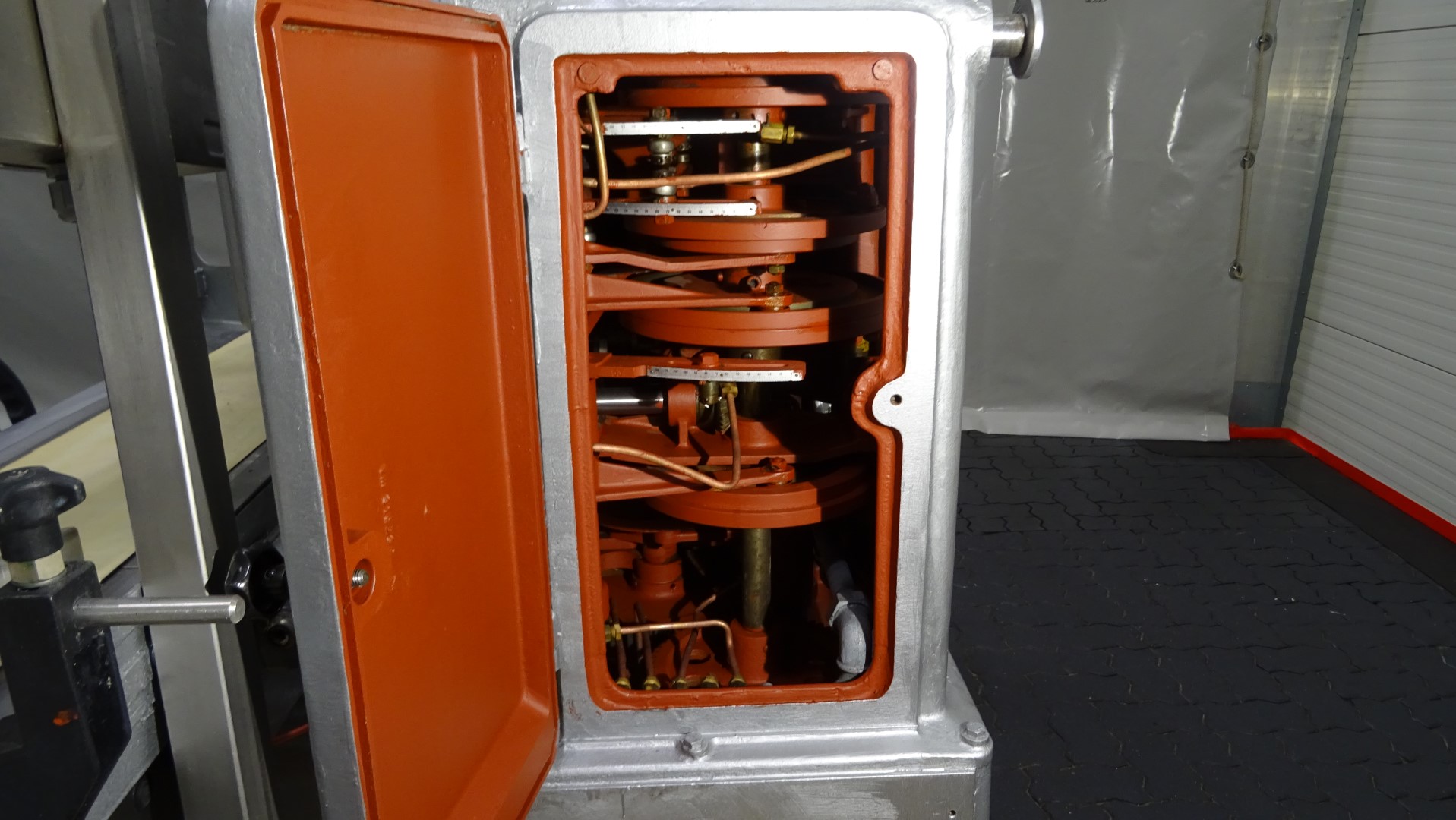 Used Filling and wrapping machine for butter SIG F100