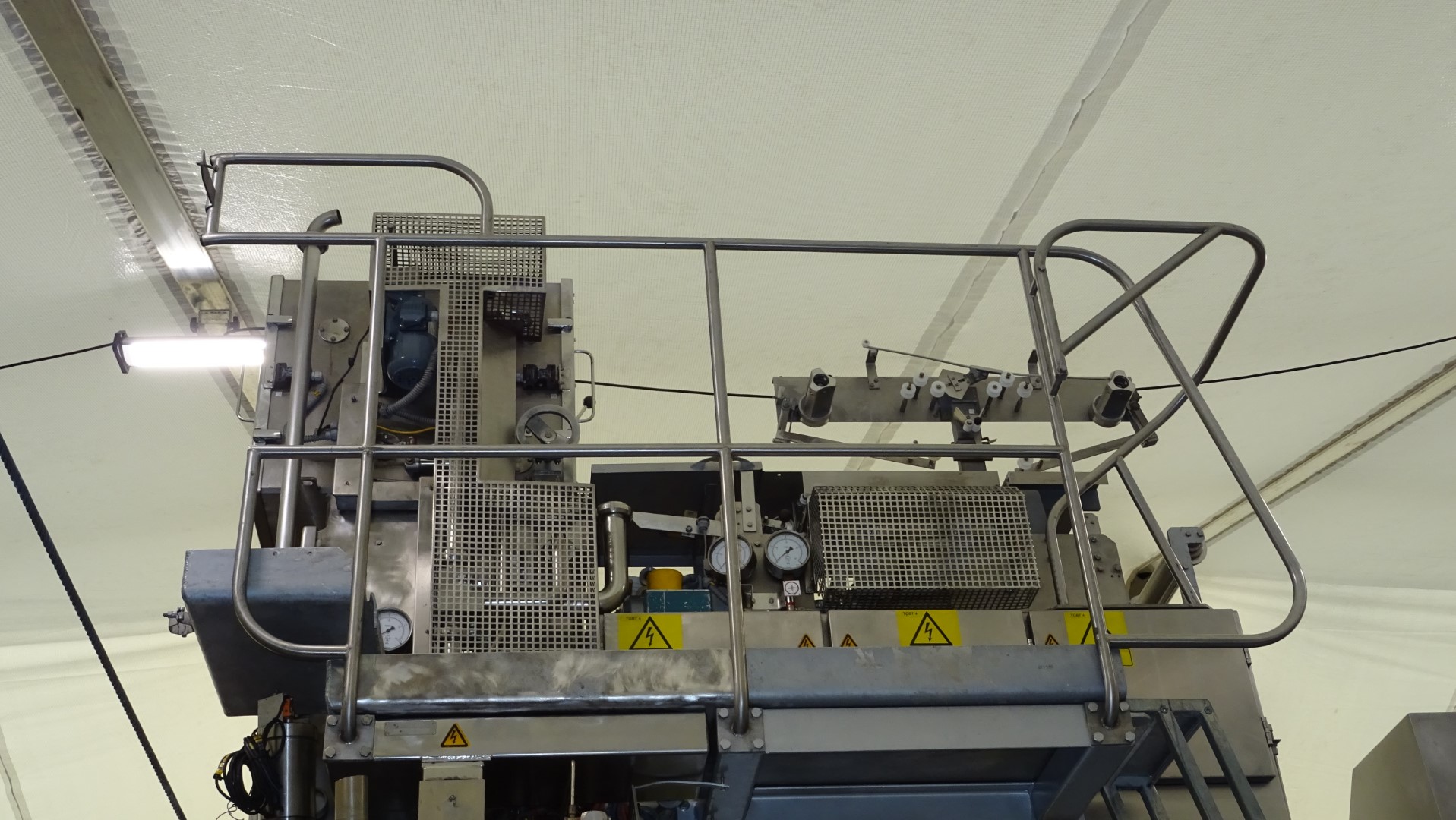 Used Aseptic Carton Filler - Tetra Pak TBA/8 - 100 V - 1.000 ml Slim