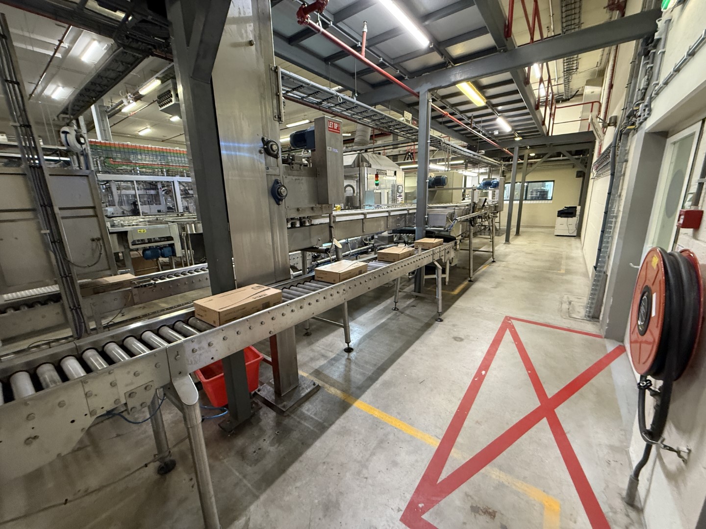 Used Complete can filling and closing line for liquids (nutrition) in 250 gram aluminium cans