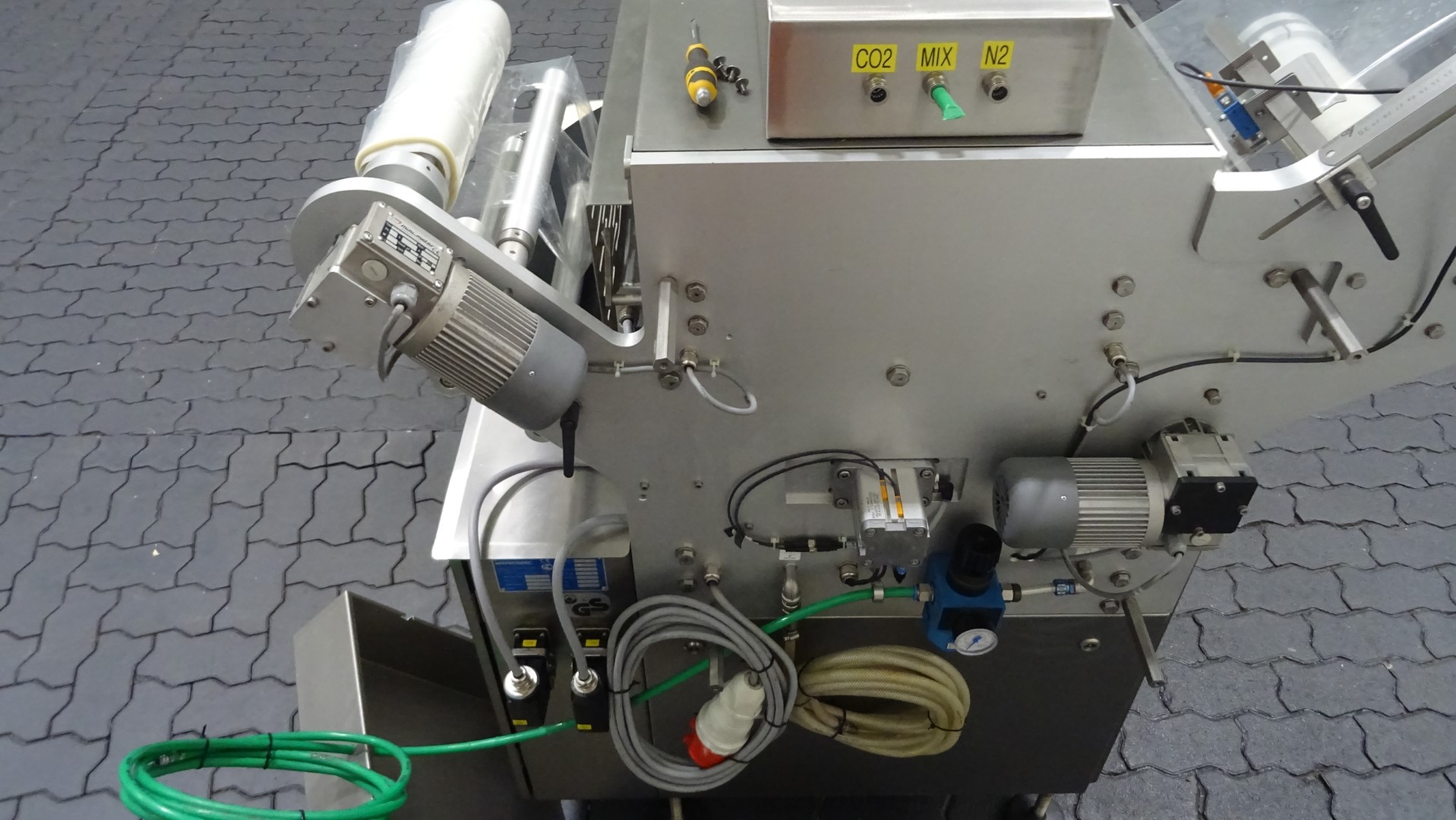 Used Semi-automatic Tray Sealer - Variovac Rotarius VG