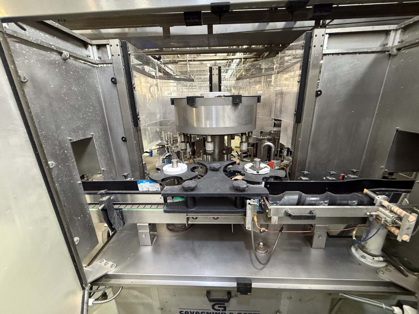 Used Filling, closing, labelling and packing line for plastic containers of 2 liter with fresh milk - Weightpack WFT 32.10.160