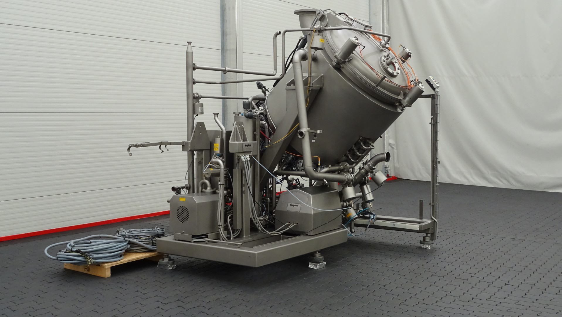 Used Vacuum processing system Stephan VM/MC 800/20 Vacutherm + Mikrocut MCH 20/VM