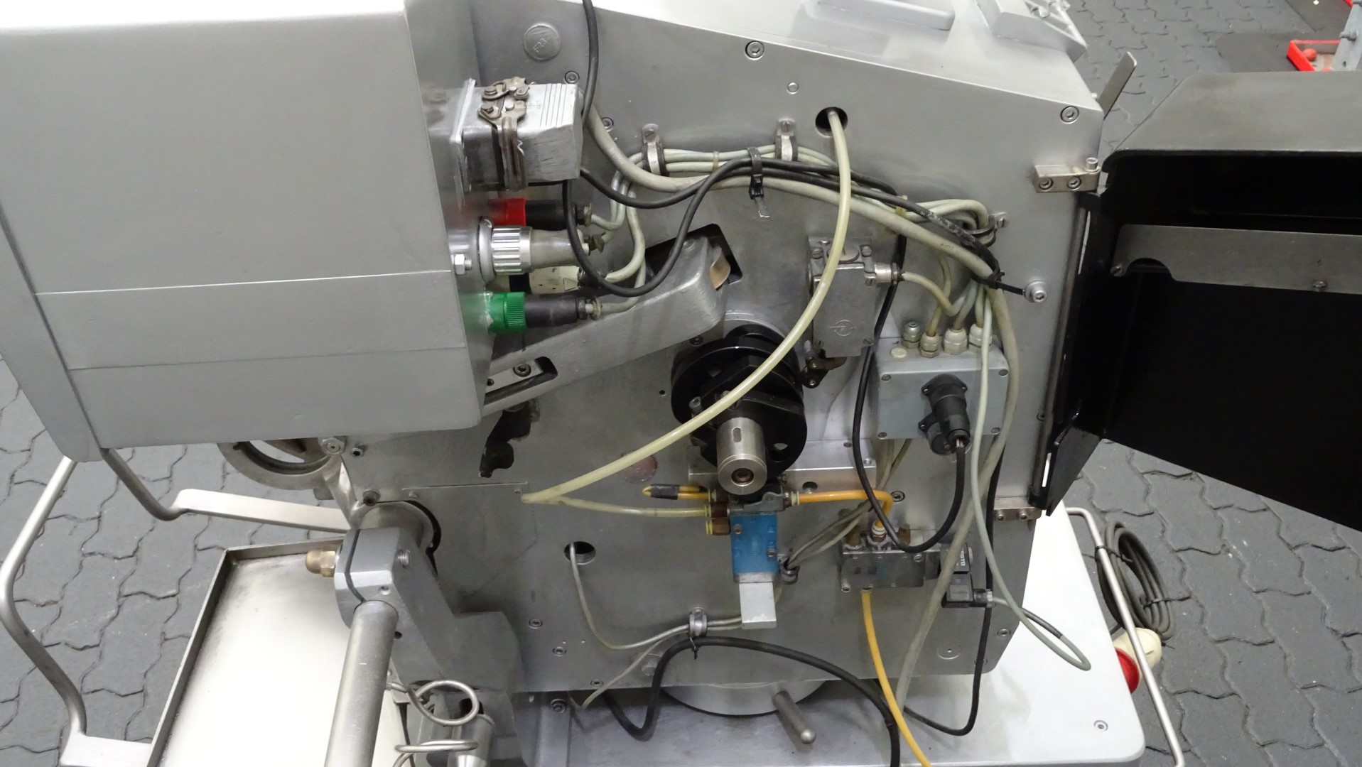 Used good condition Clipper Polyclip FCA/S 3451