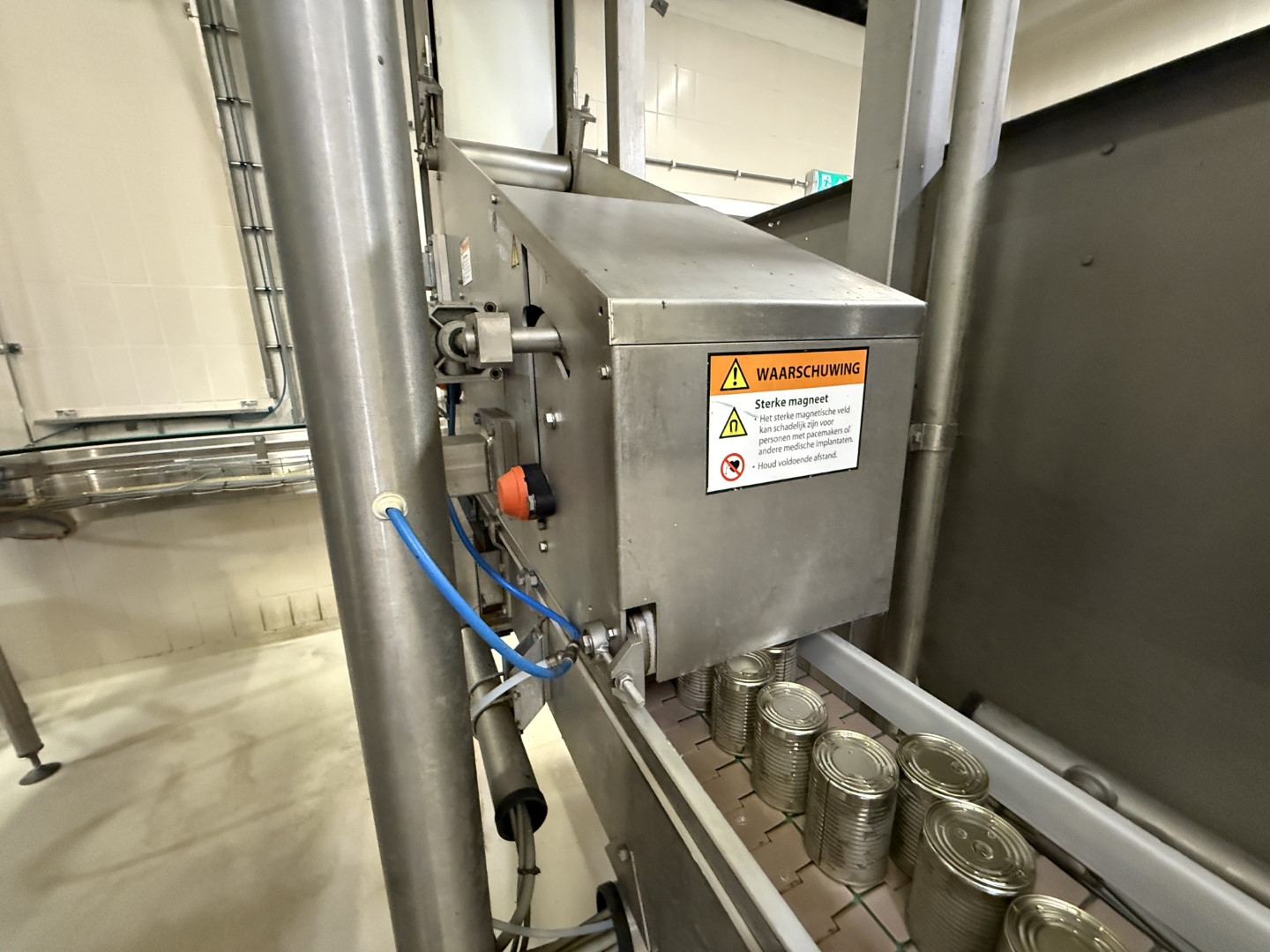 Used Complete can filling and closing line for liquids (nutrition) in 250 gram aluminium cans