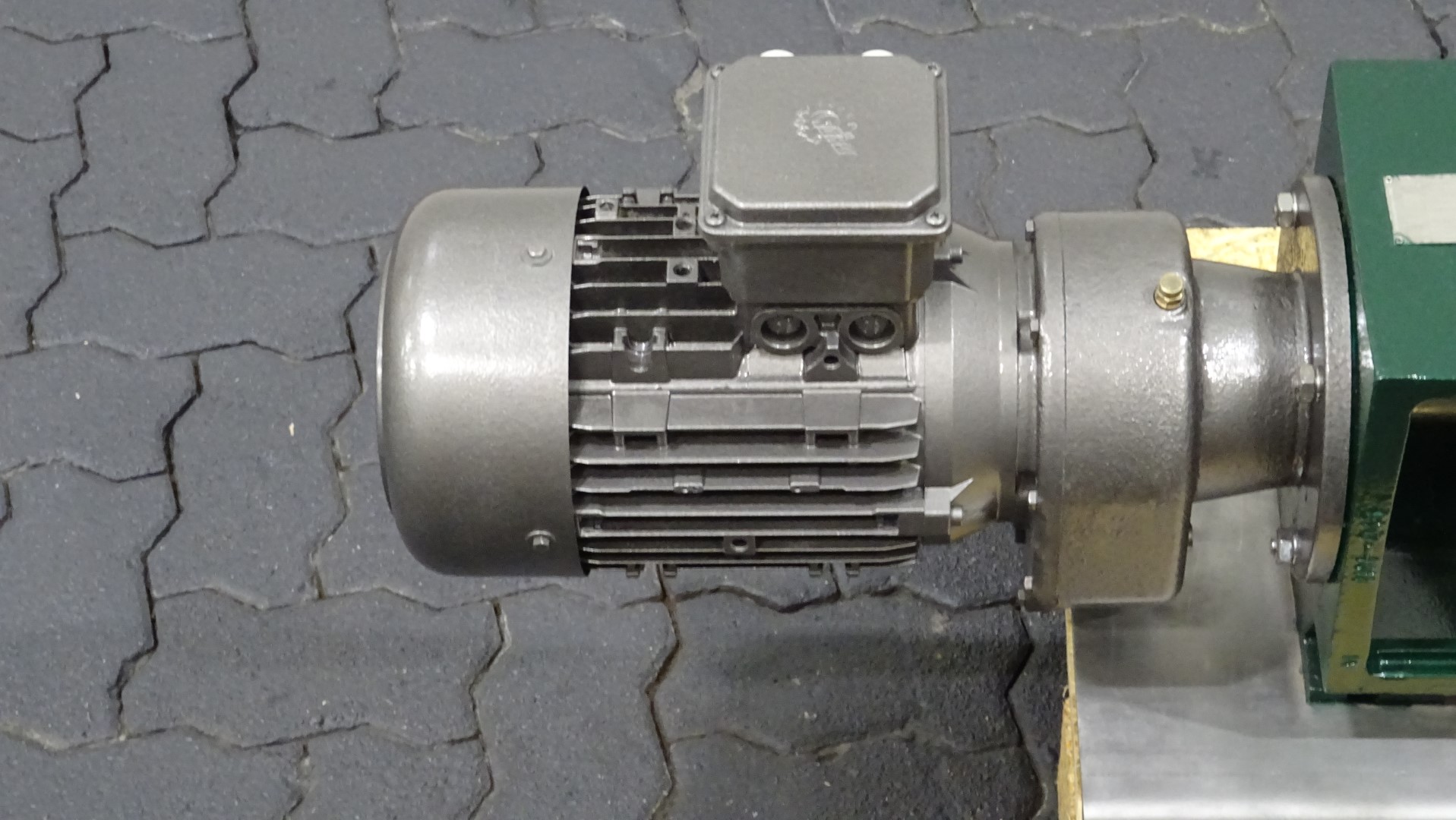 Used Progressing Cavity Pump / Mono Pump / Screw pump - Netzsch NM045BY02S12B