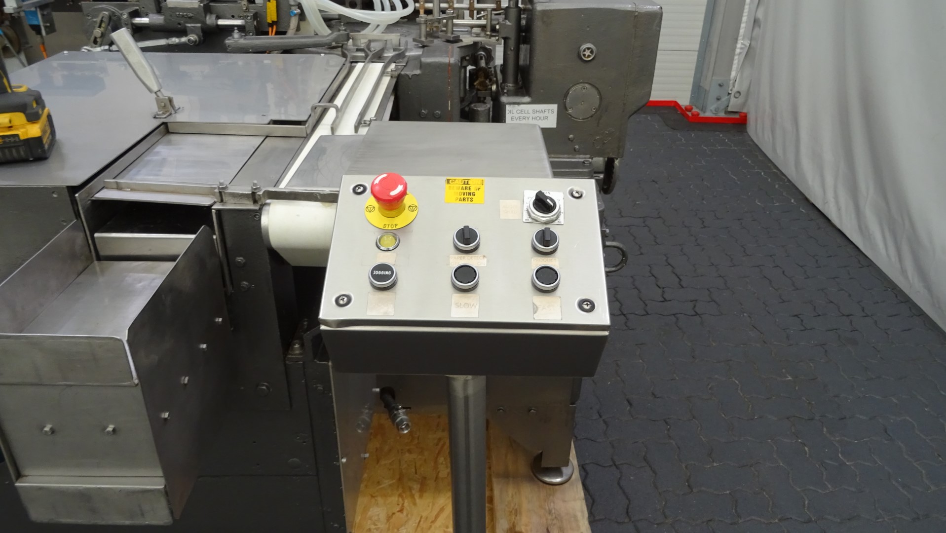 Used Filling and wrapping machine for miniportions of butter Corazza FB230