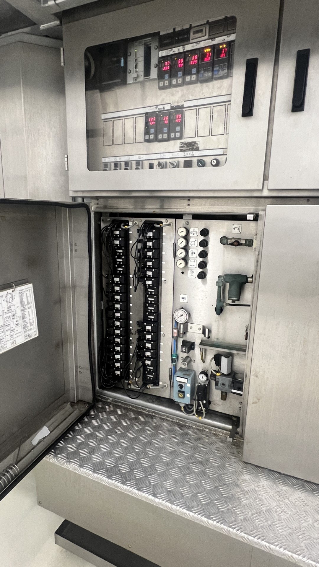 Used Aseptic carton filler Tetra Pak TBA/19 - 10 V - 200 ml Slim