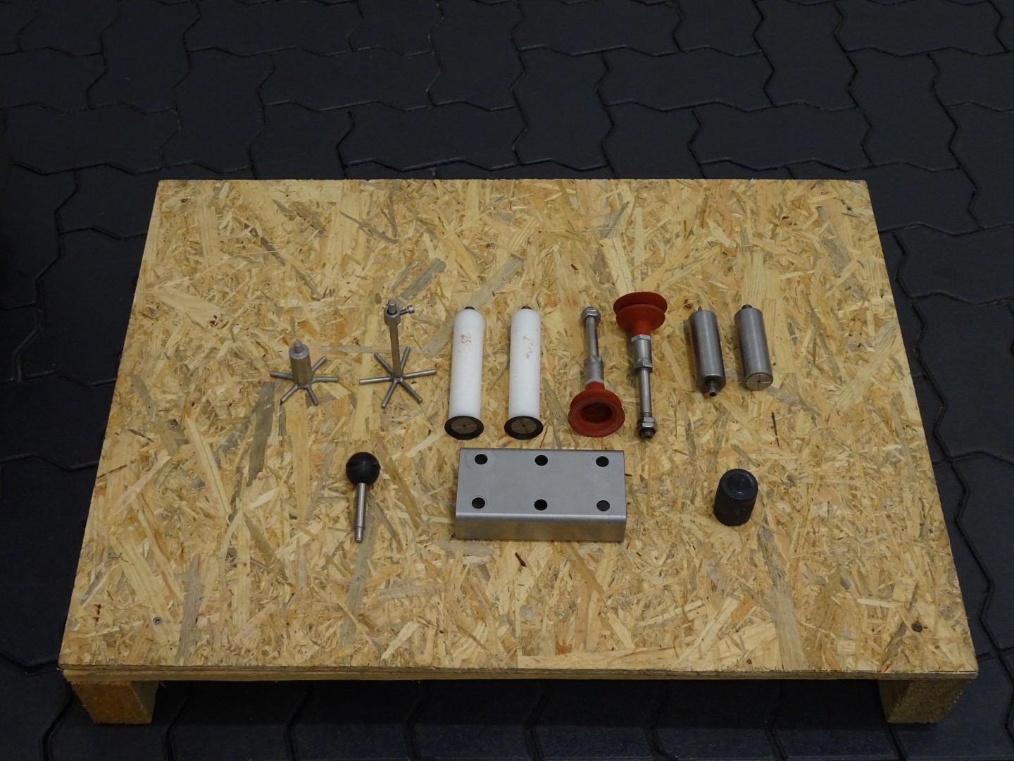 Used Cup filling and sealing machine Ampack Ammann ARL8/2