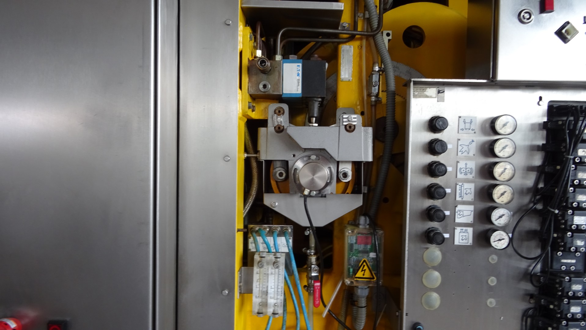 Used Aseptic Carton Filler - Tetra Pak TBA/8 - 110 V - 1.000 ml Sq