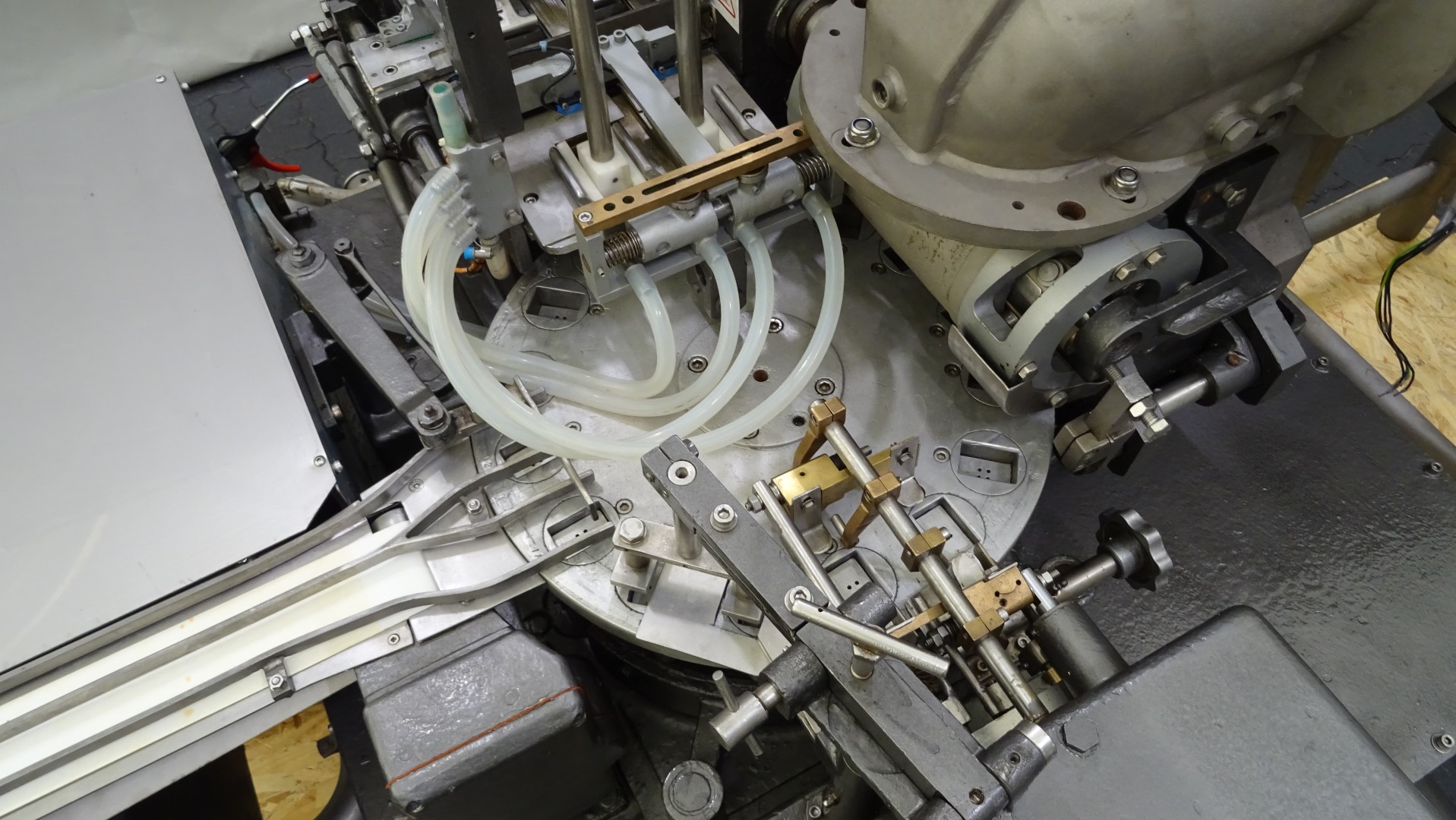 Used Filling and wrapping machine for miniportions of butter Corazza FB230