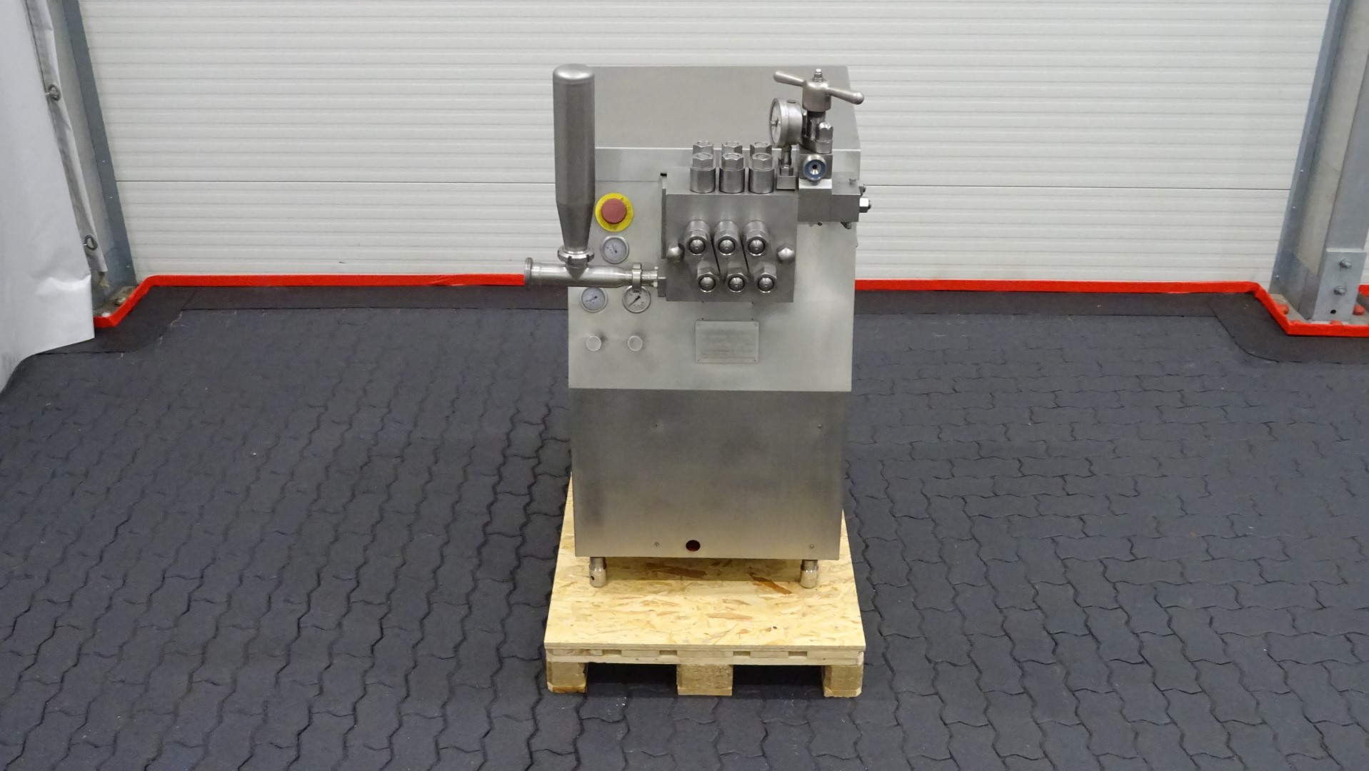 Used High Pressure Homogeniser APV Gaulin 145 MC 4-8TPS