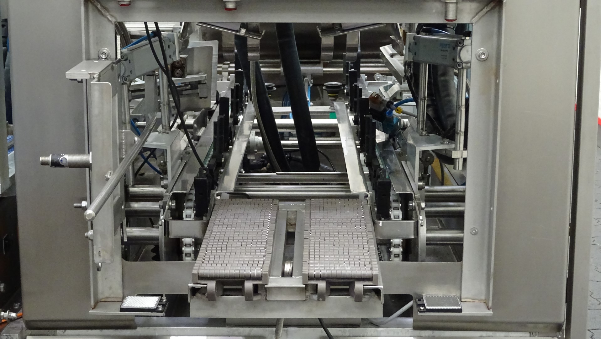 Used Cardboard Packer - Tetra Pak Tetra Cardboard Packer 70 (TCP 70)