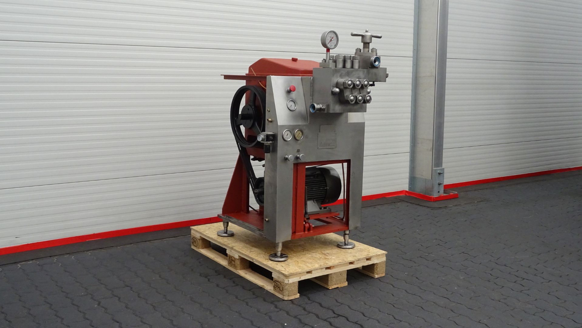 Used High Pressure Homogeniser APV Gaulin 145 MC 4-8TPS