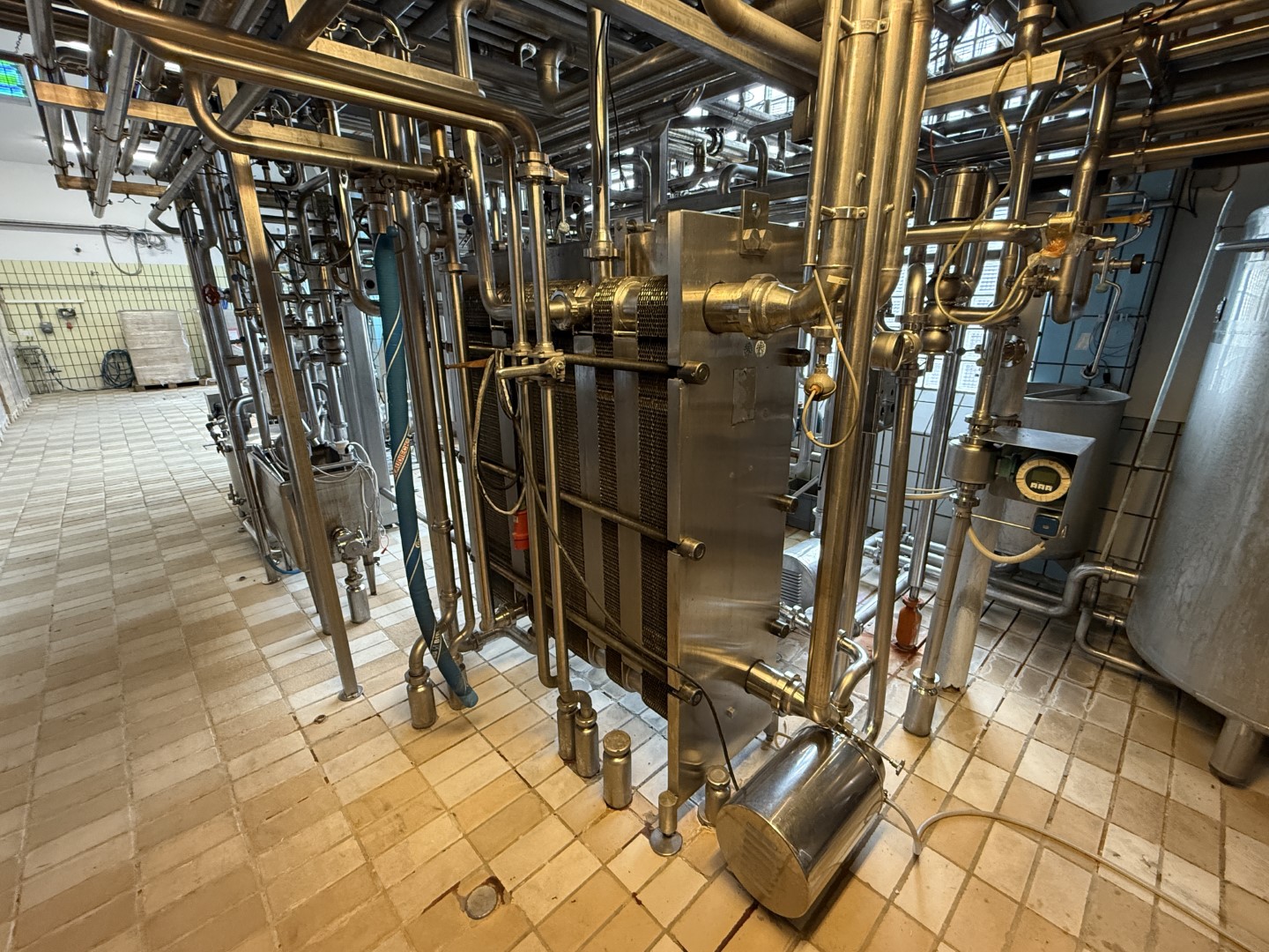Used Complete Pasteurisation line - 12.000 liter per hour - GEA Ahlborn / Westfalia / HST