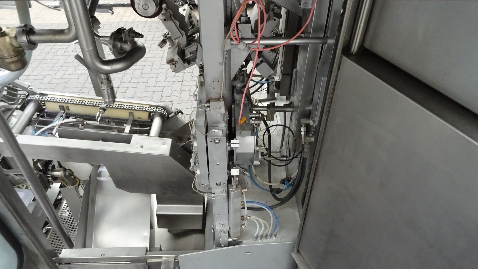 Used Aseptic Carton Filler - Tetra Pak TBA/8 - 100 V - 1.000 ml Slim