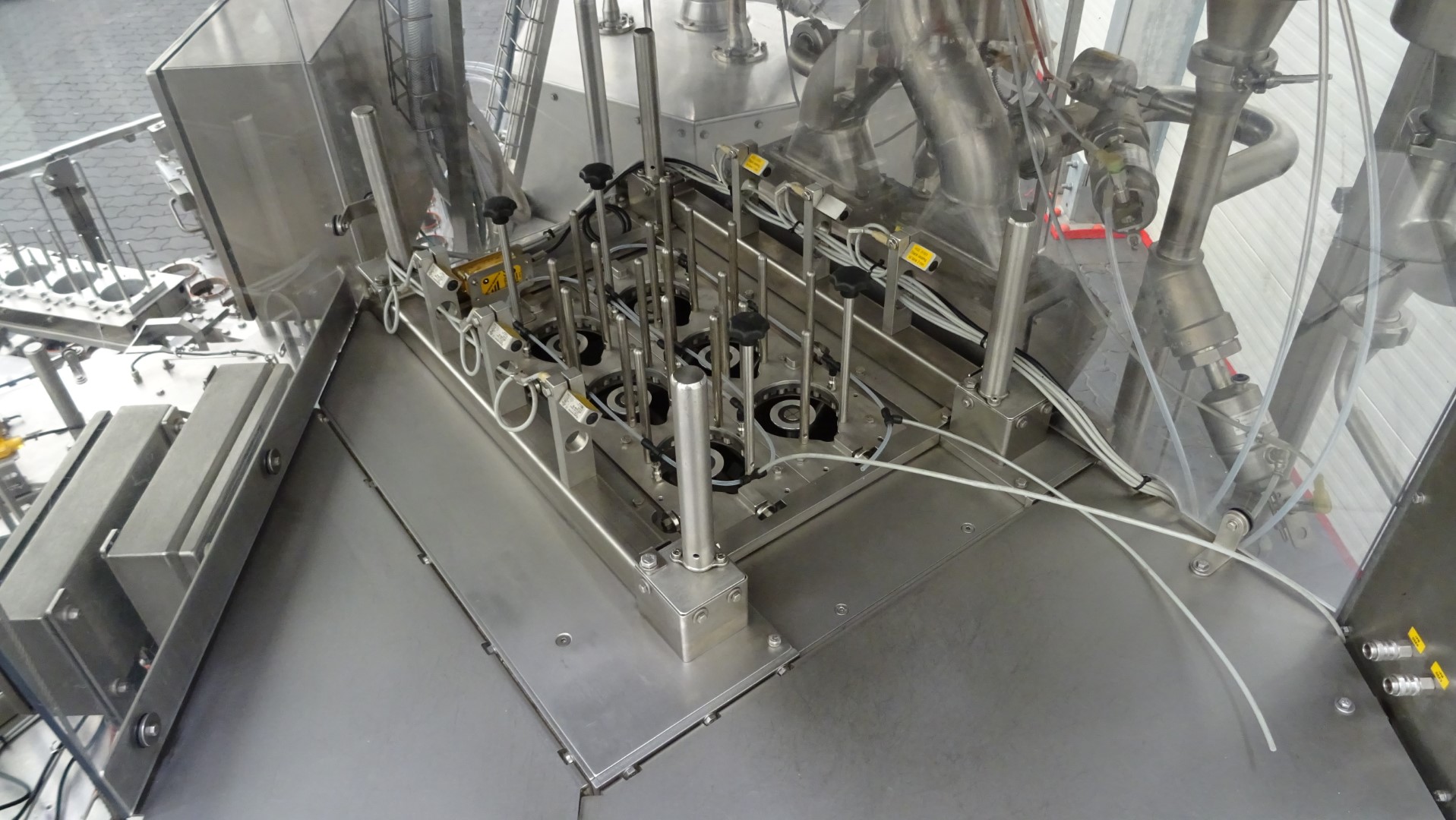 Used Aseptic cup filling, sealing and snap cap machine - Waldner Dosomat 16.6AS