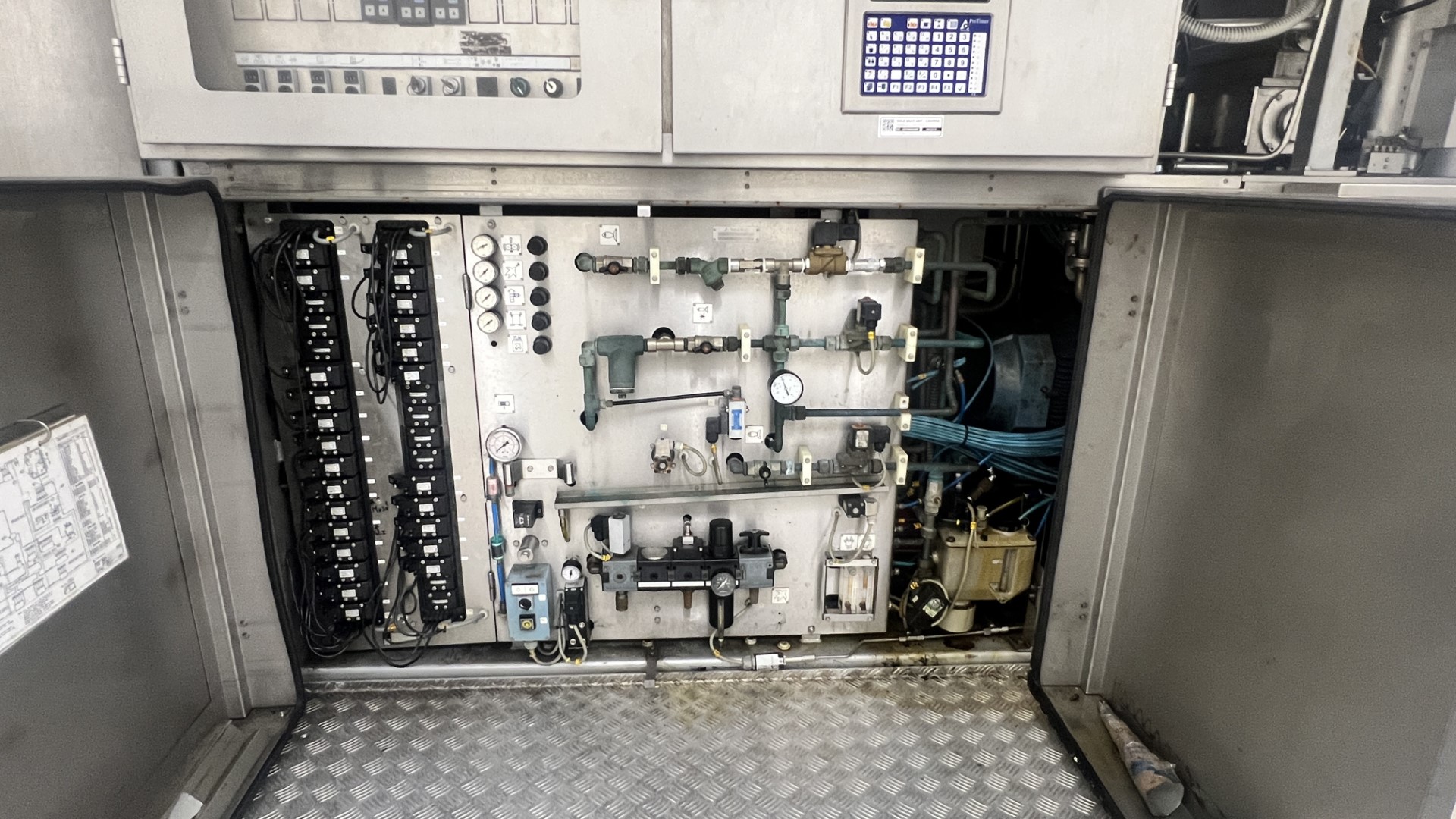 Used Aseptic carton filler Tetra Pak TBA/19 - 10 V - 200 ml Slim