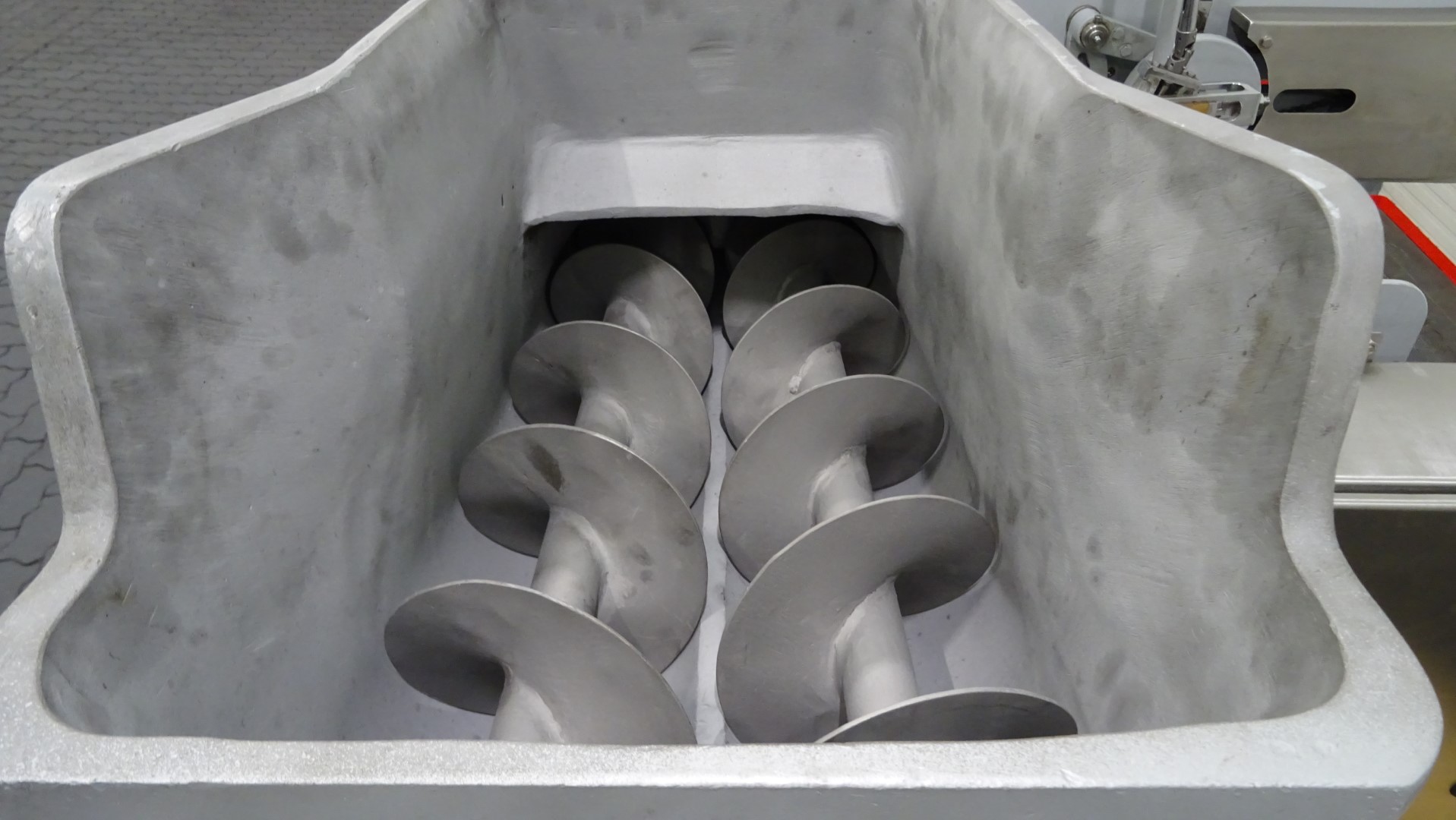 Used Reconditioned filling and wrapping machine for butter - Trepko XPG-40 for 250 gram