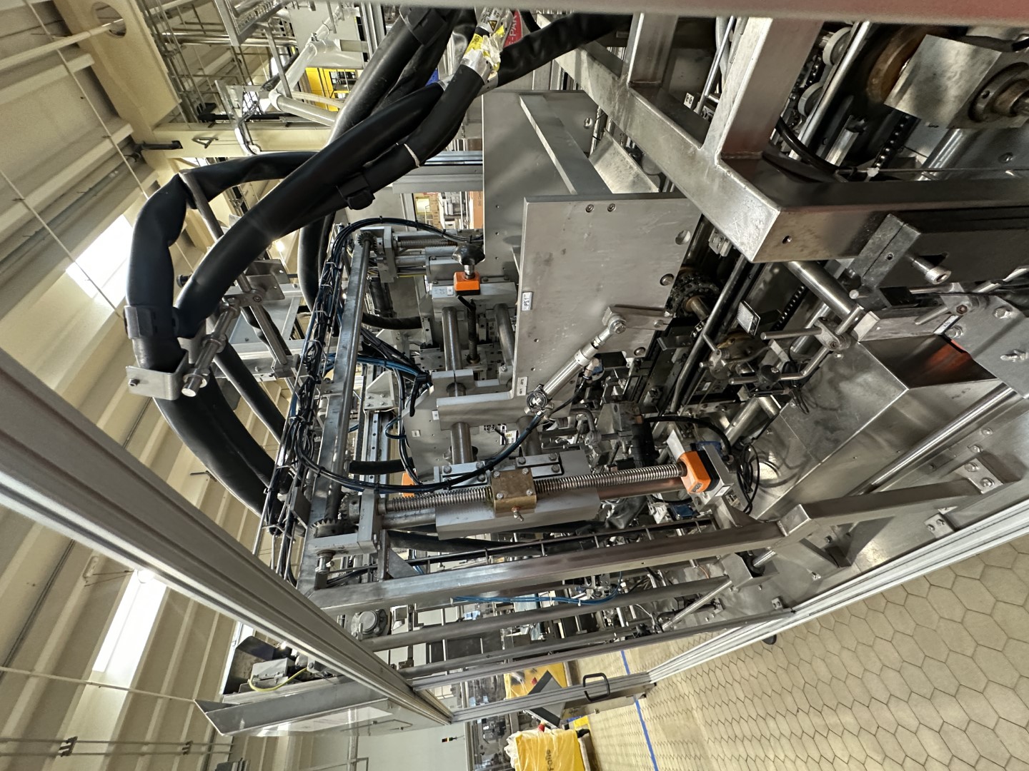 Used Aseptic Carton Filling Line: Shikoku S-PS80HA + 3x Elopak PLA-S30 Applicator + Oystar A+F Packer