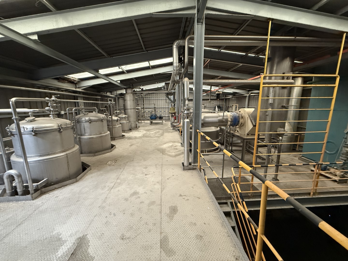 Used Complete GEA Niro Atomizer powder plant with 4-Effect TVR Evaporator, Spray Dryer, Fluidbed Dryer, Cyrstallisation tanks and filling station